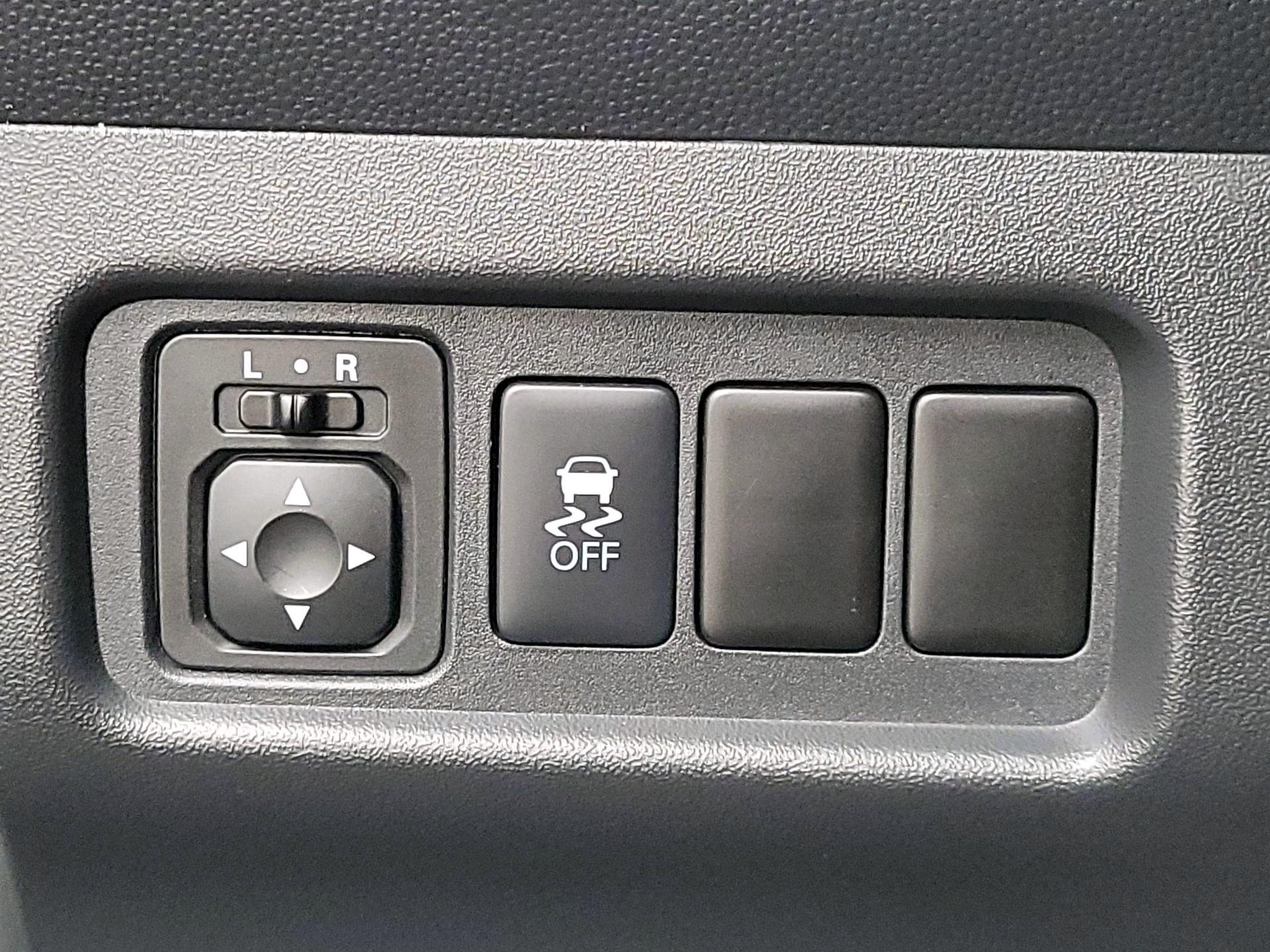 Thumbnail: 2020 Mitsubishi Mirage G4 - 13