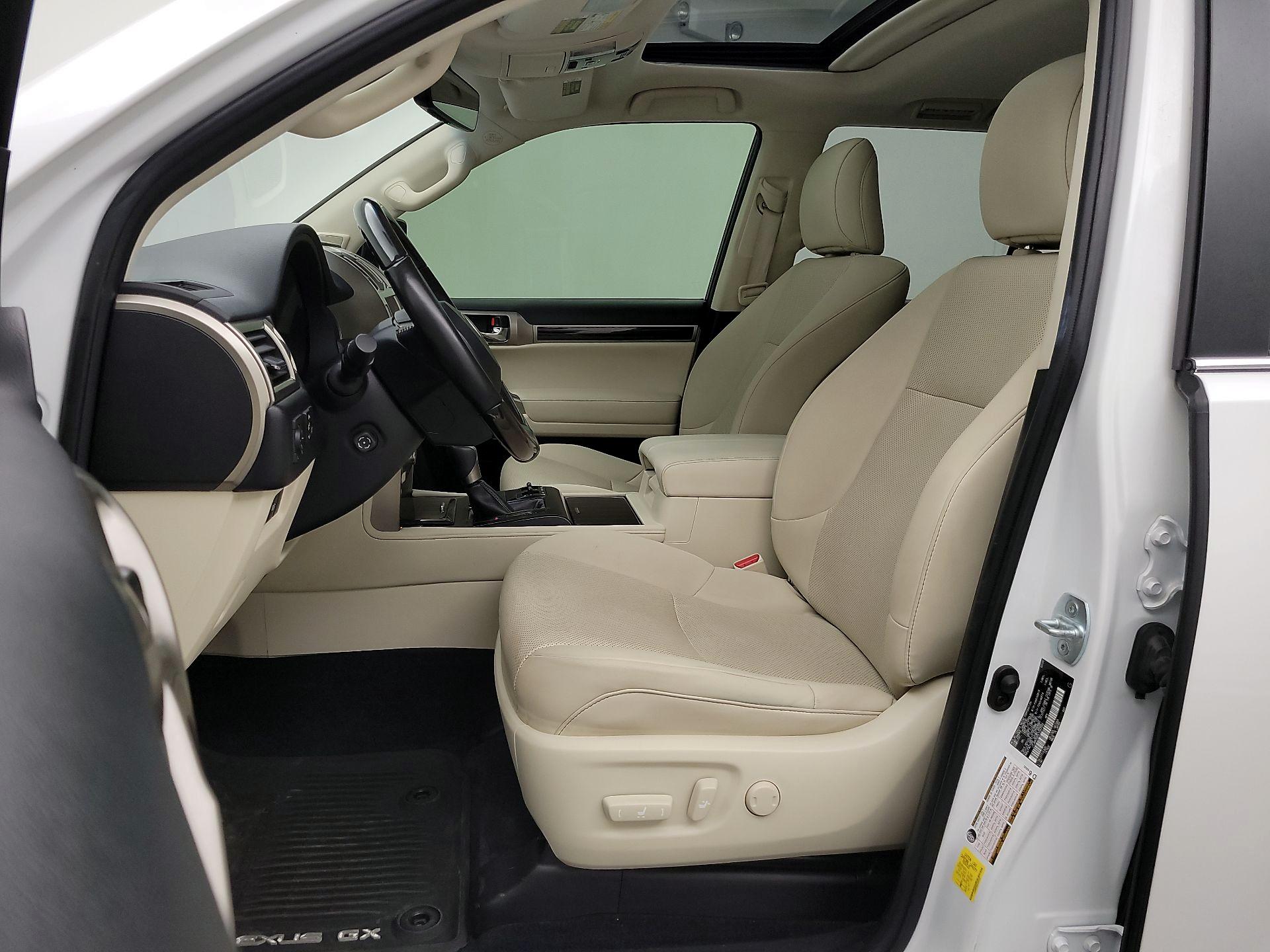 Thumbnail: 2020 Lexus GX - 11