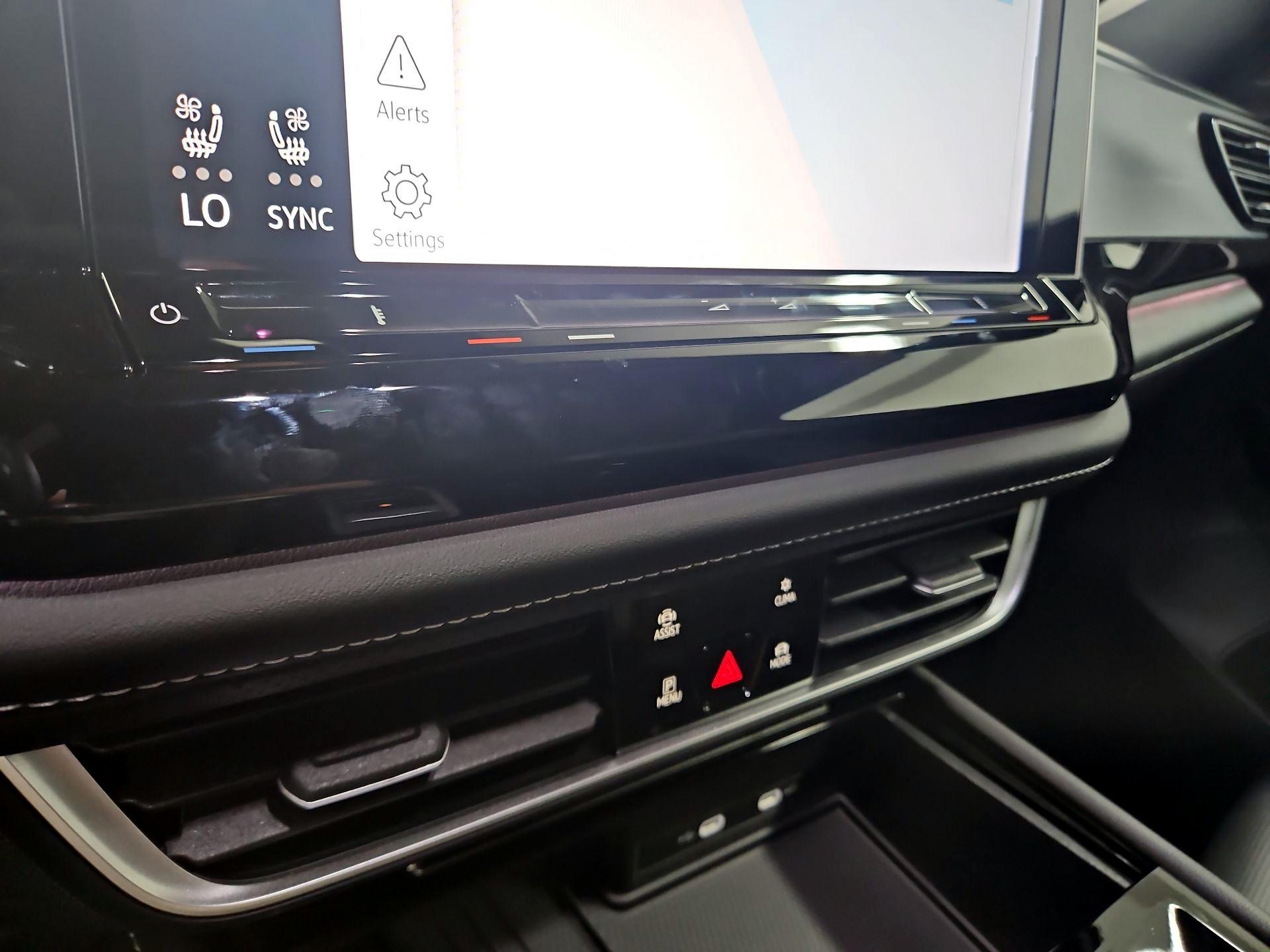 Thumbnail: 2025 Volkswagen Atlas - 17