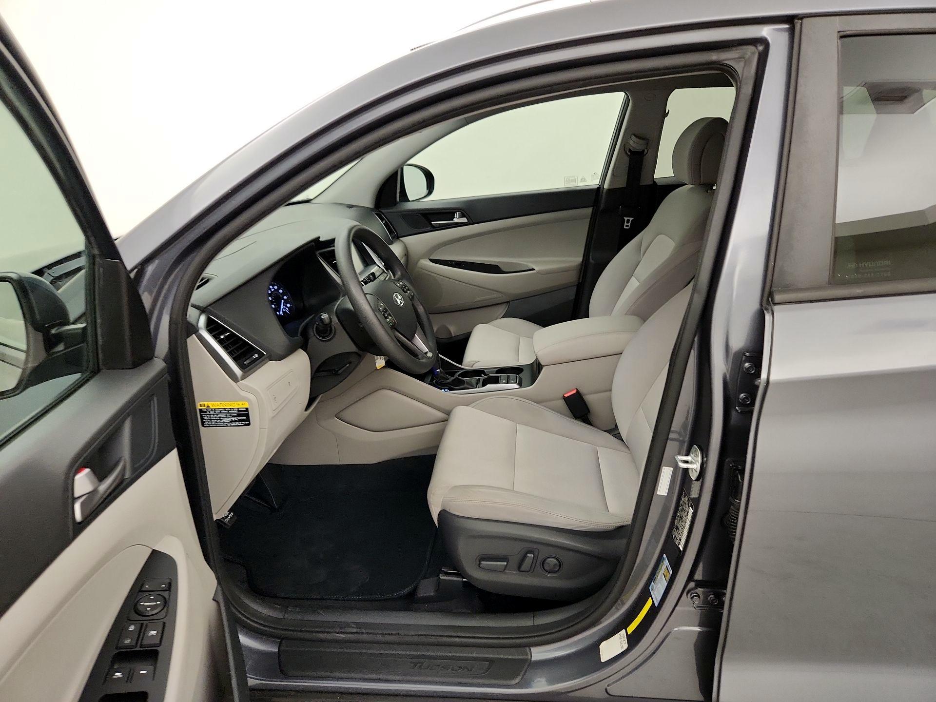 Thumbnail: 2018 Hyundai Tucson - 11