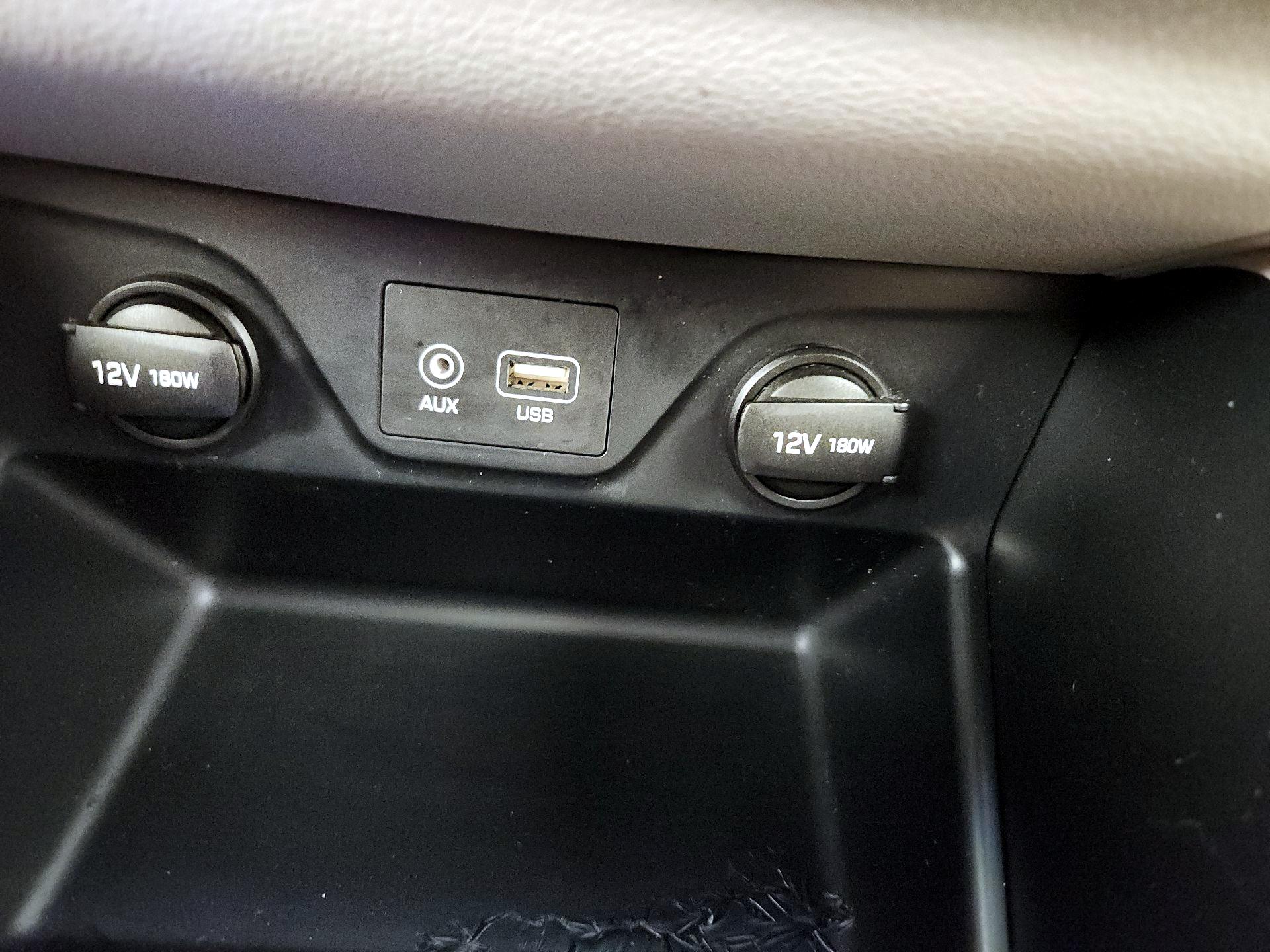 Thumbnail: 2018 Hyundai Tucson - 18
