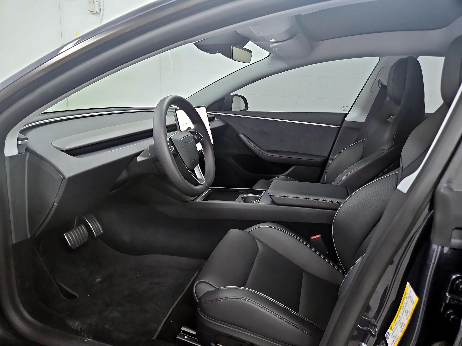 Thumbnail: 2025 Tesla Model 3 - 11