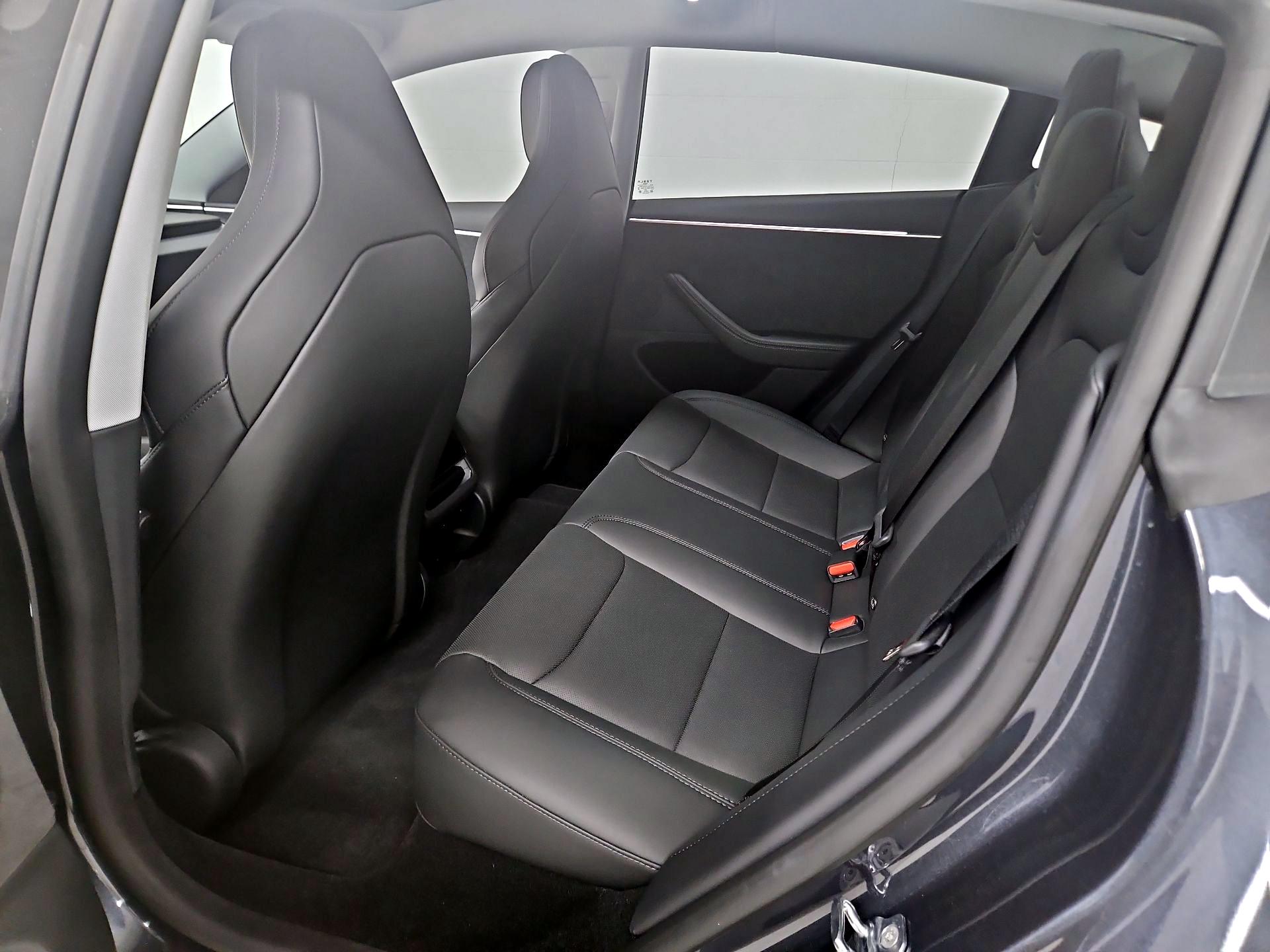 Thumbnail: 2025 Tesla Model 3 - 20