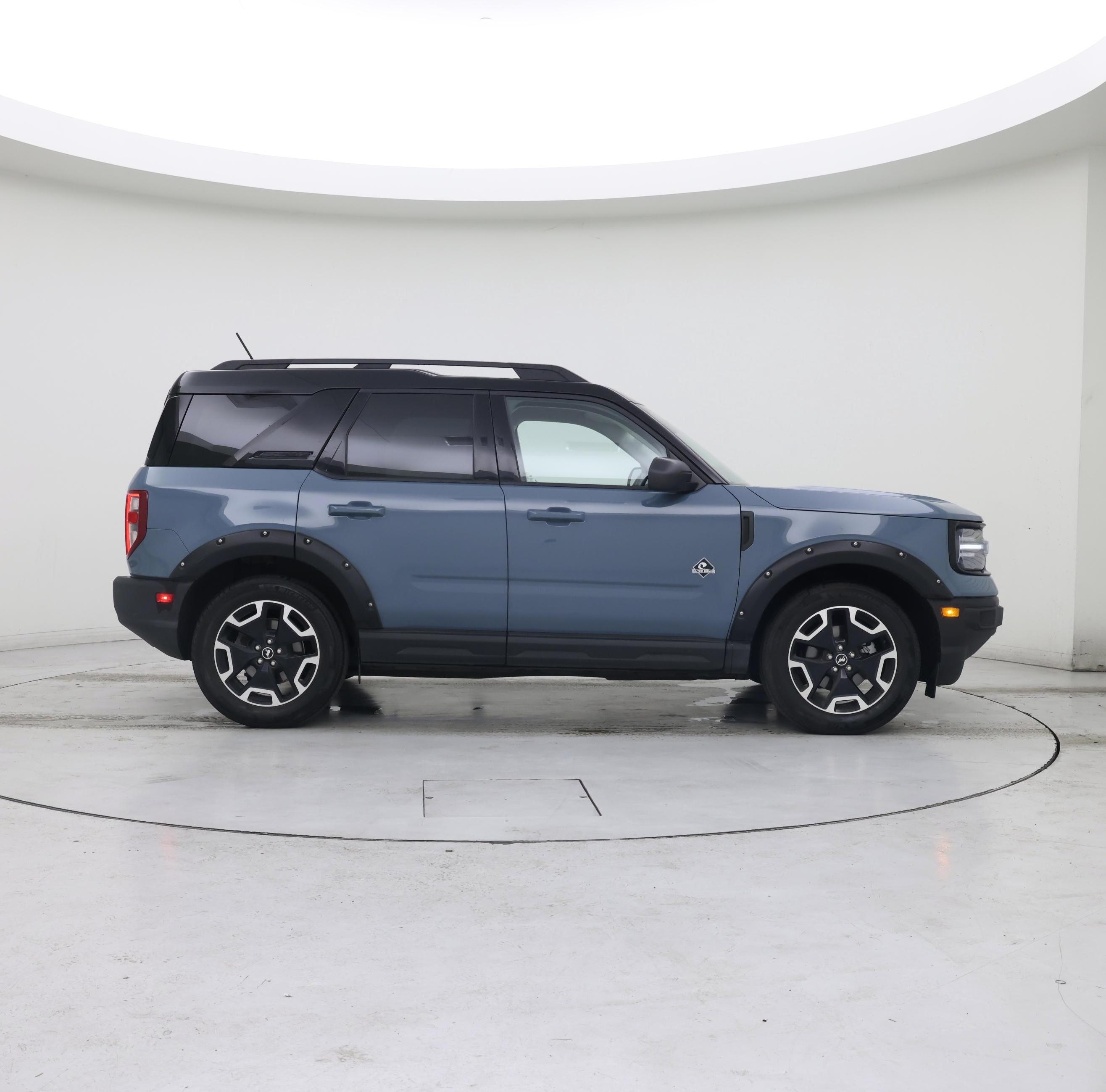 Thumbnail: 2021 Ford Bronco Sport - 7