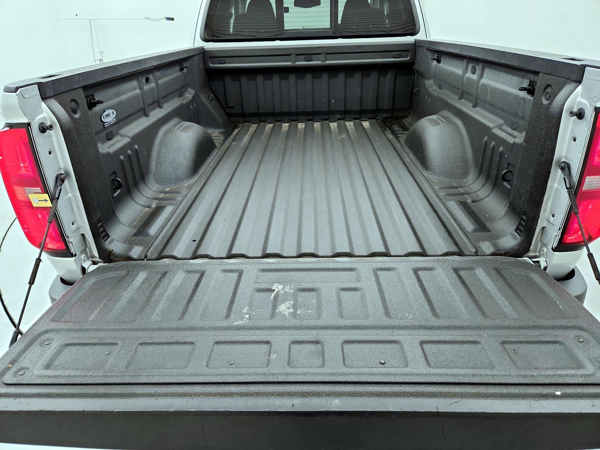 Thumbnail: 2019 Chevrolet Colorado - 20