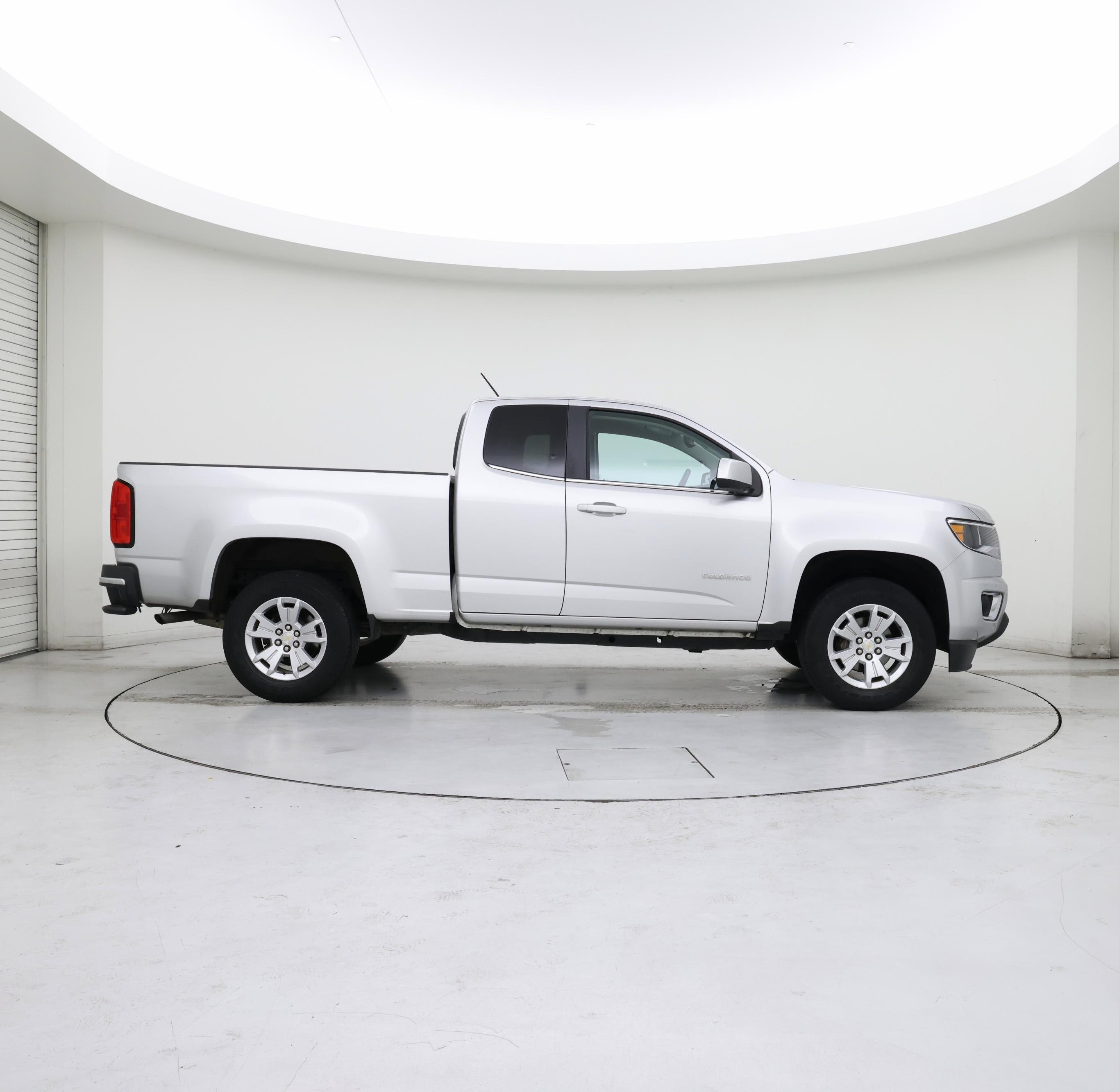 Thumbnail: 2019 Chevrolet Colorado - 7