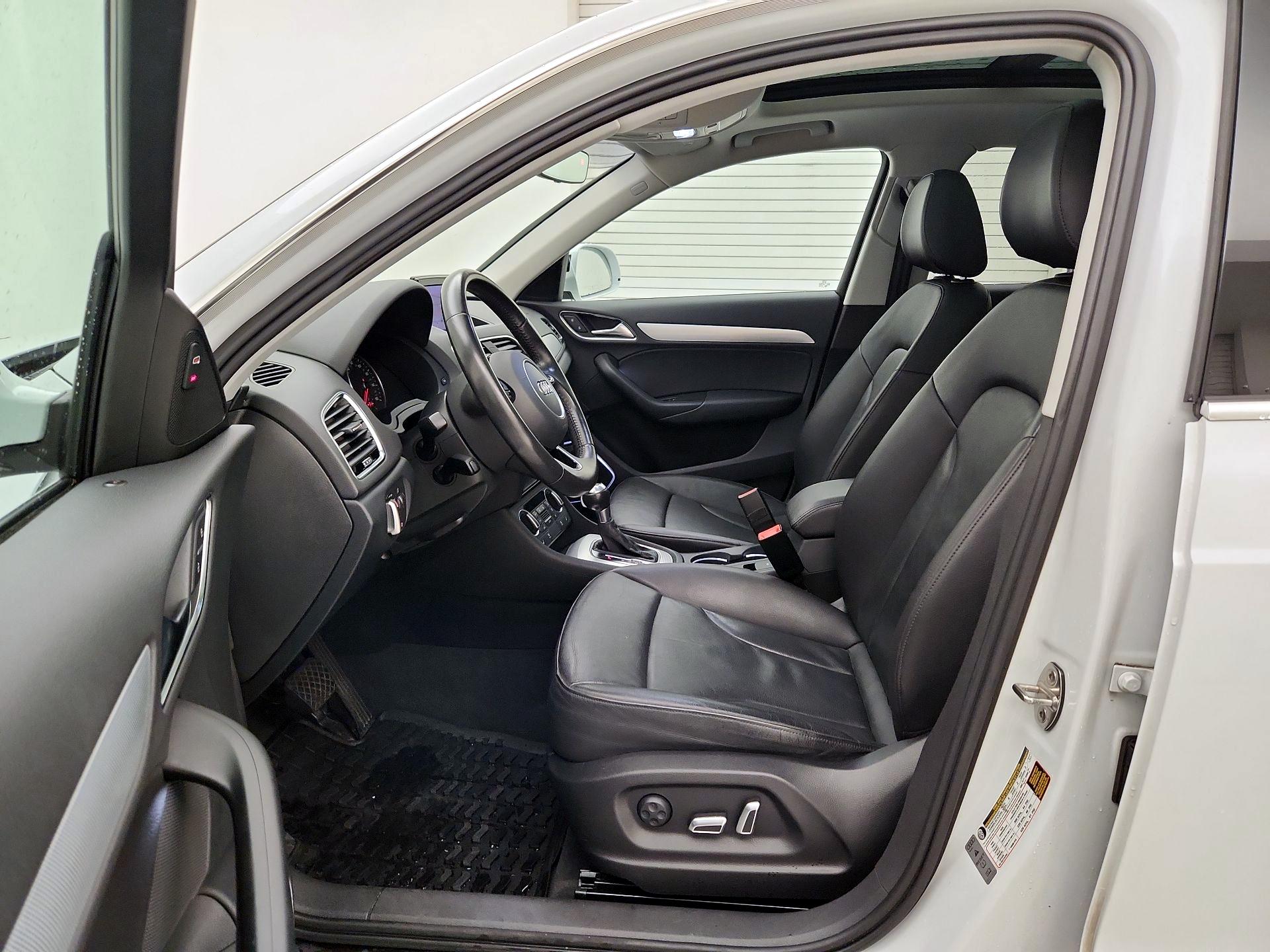 Thumbnail: 2016 Audi Q3 - 11