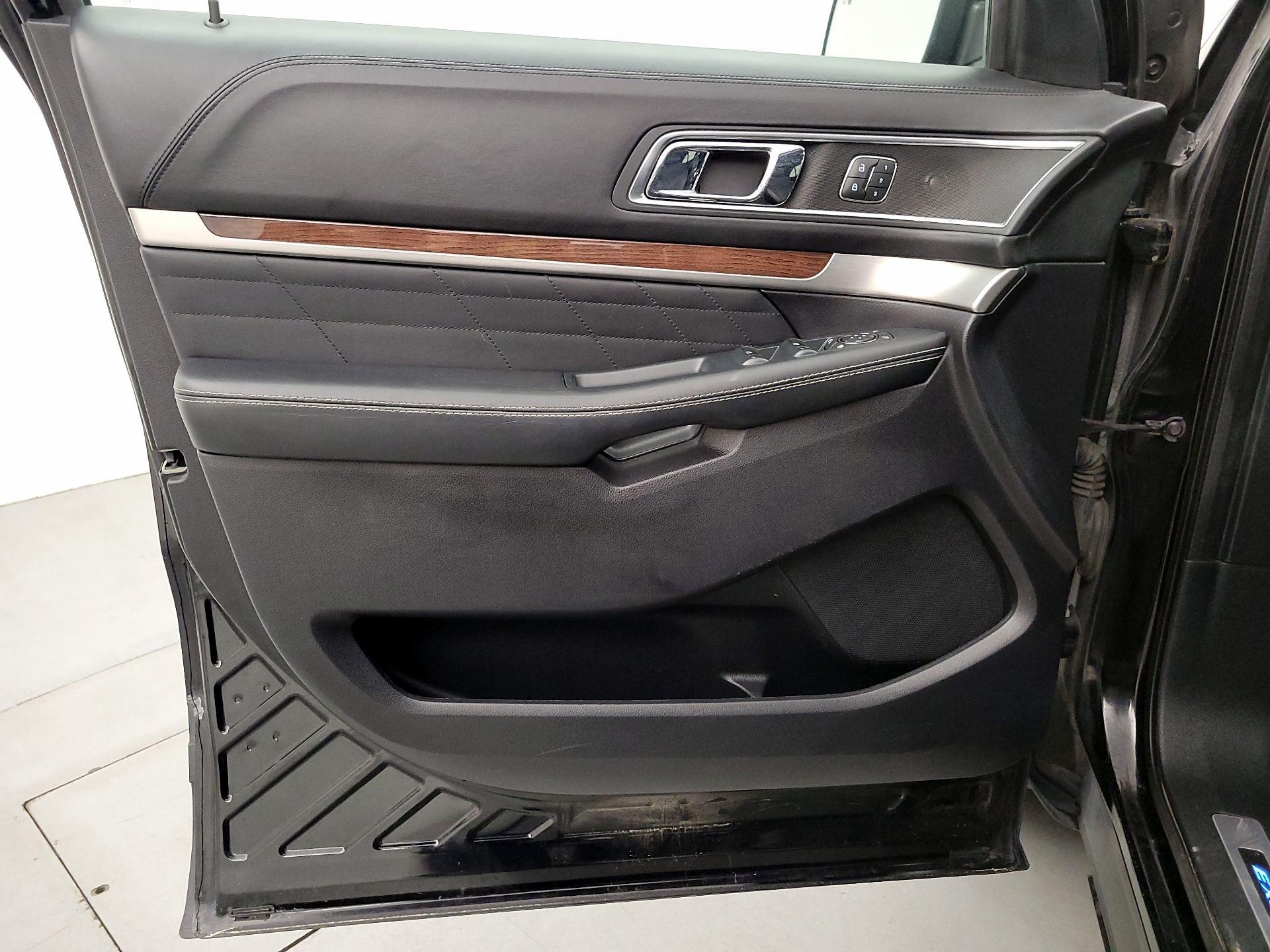 Thumbnail: 2018 Ford Explorer - 12