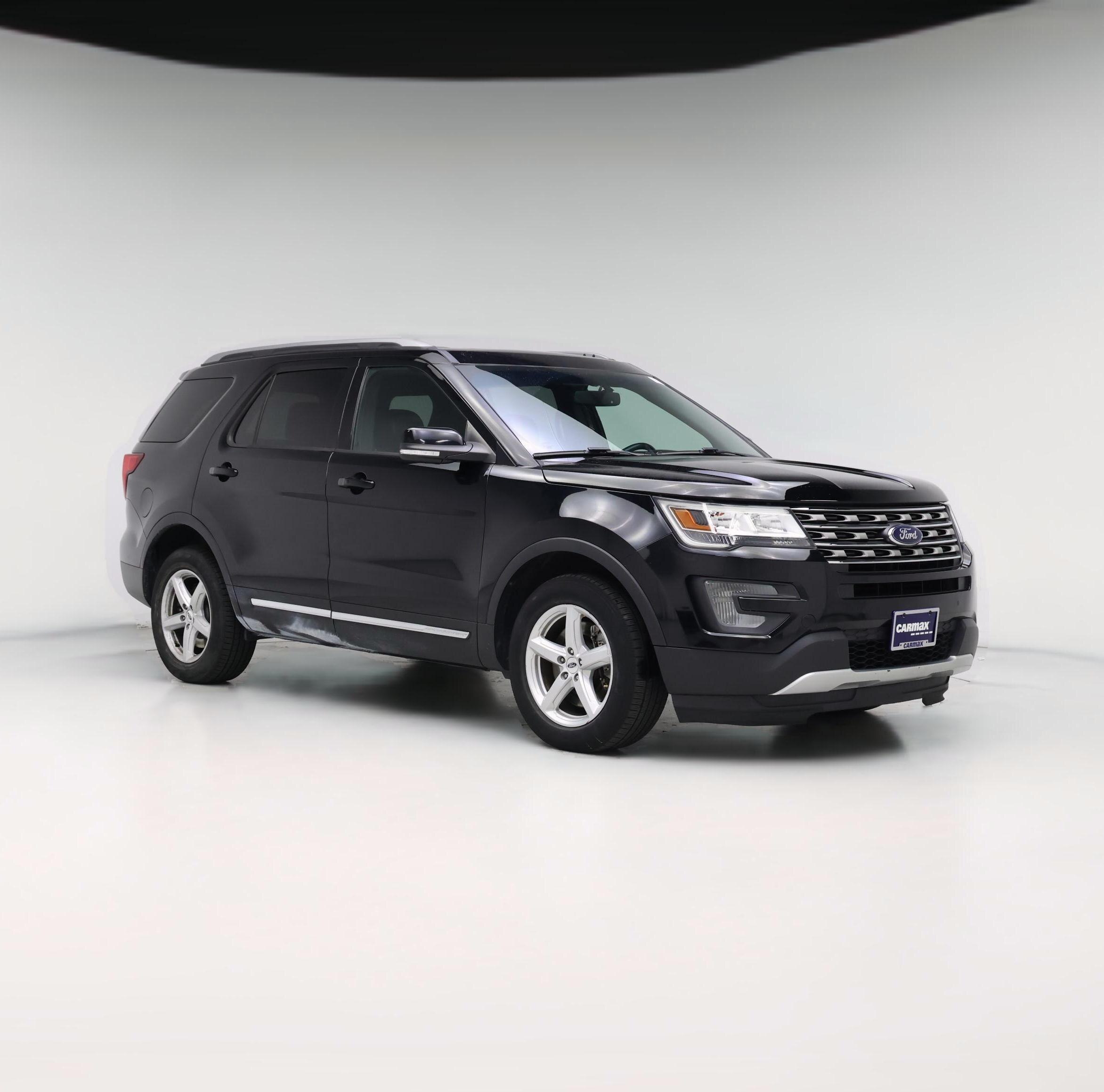 Thumbnail: 2016 Ford Explorer - 1