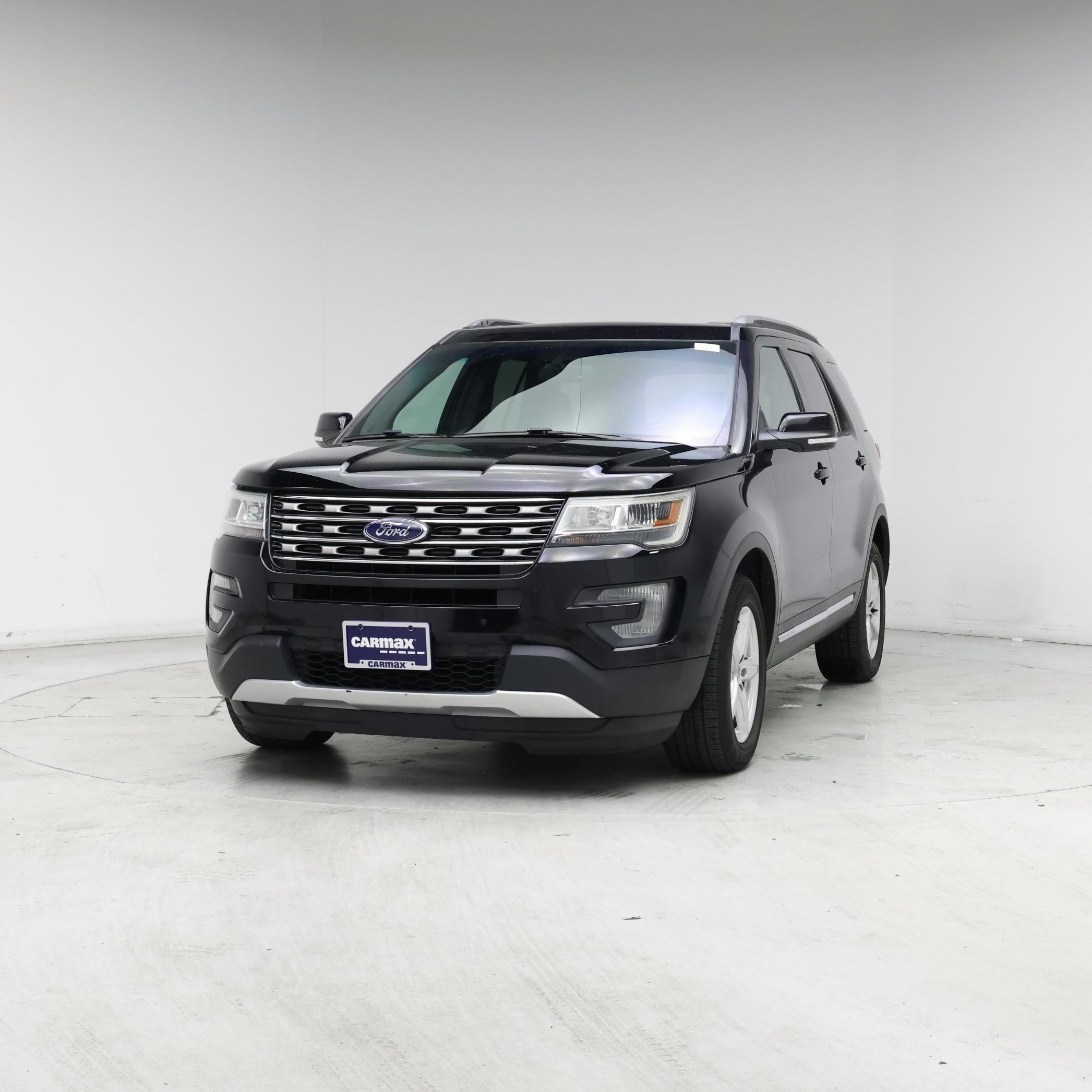 Thumbnail: 2016 Ford Explorer - 4