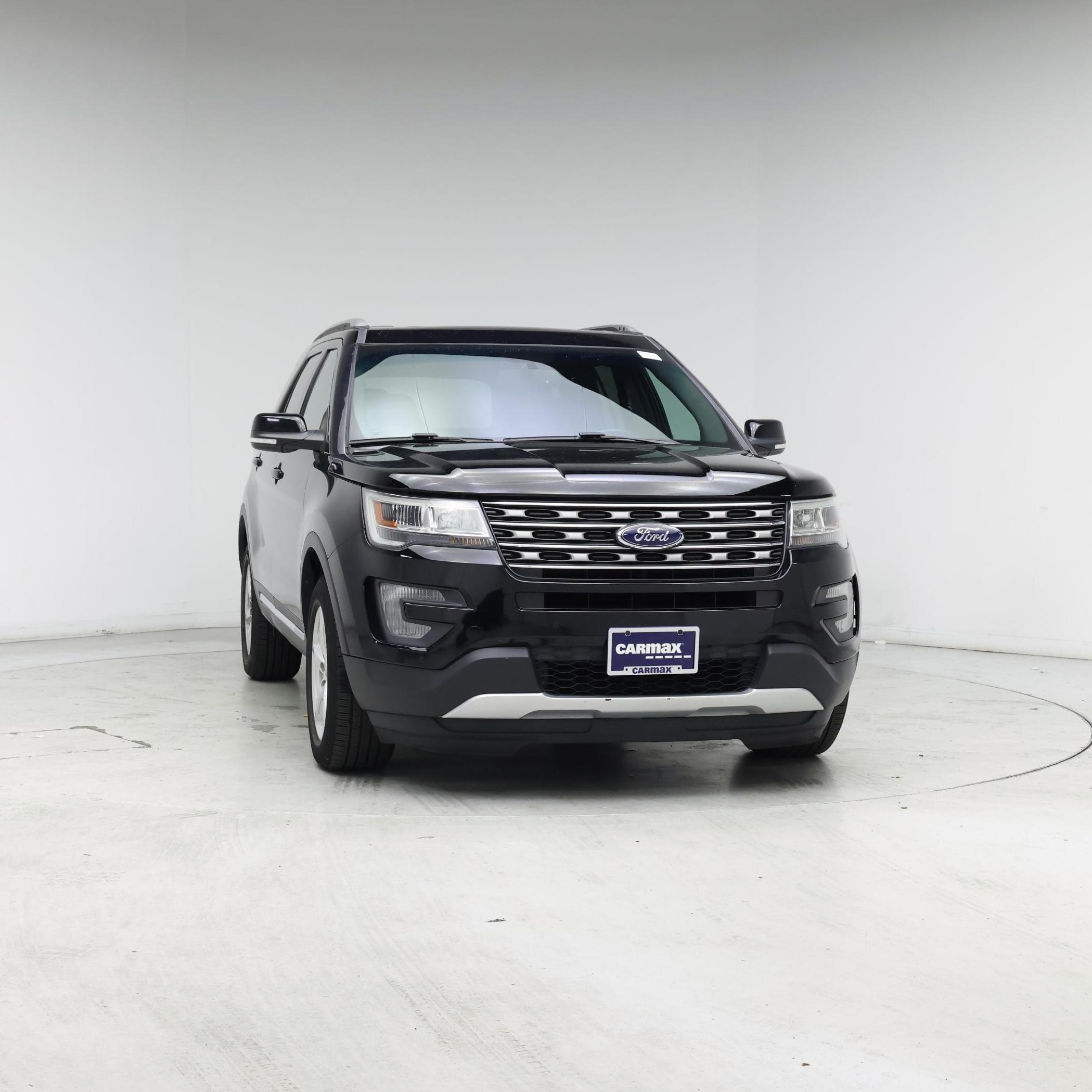 Thumbnail: 2016 Ford Explorer - 5