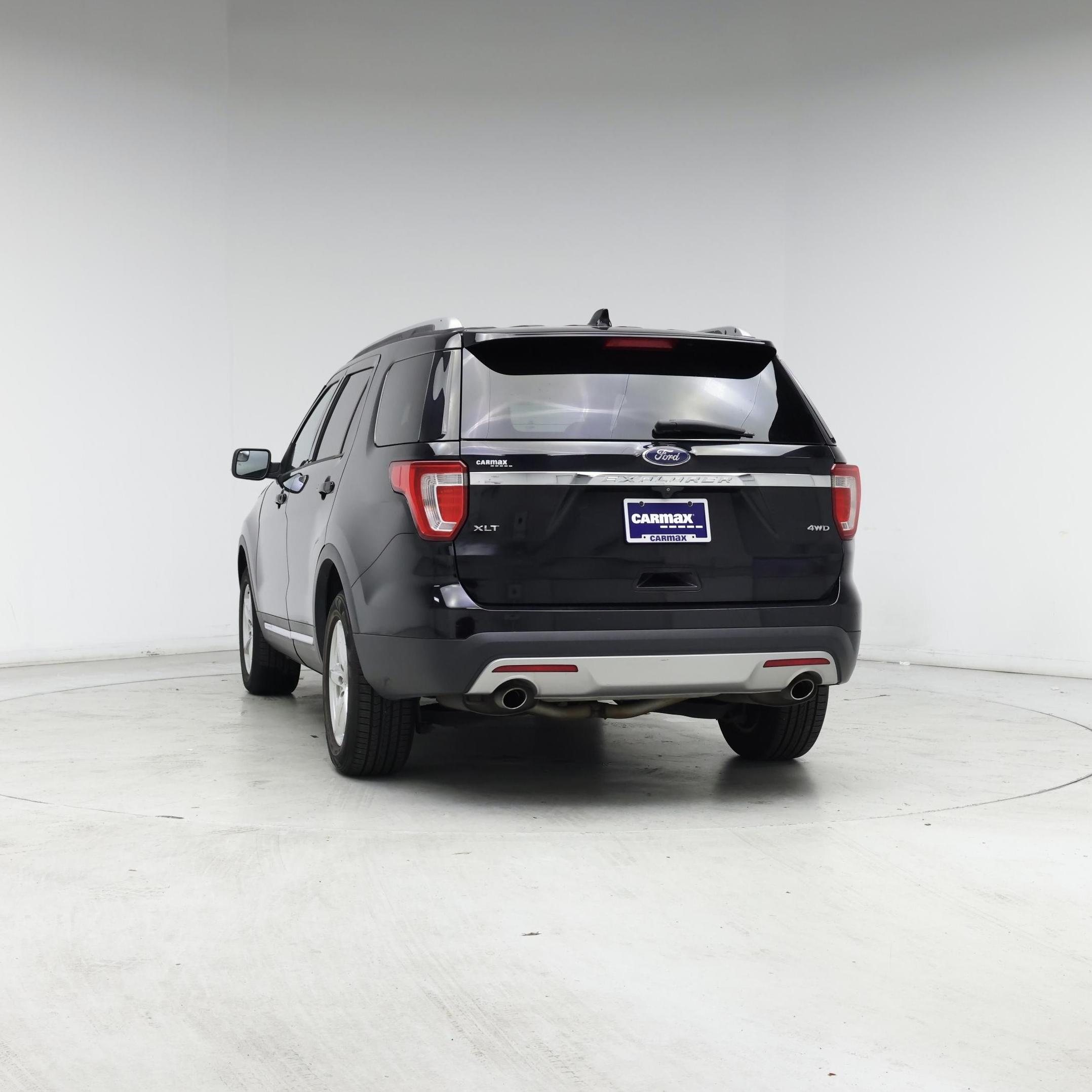 Thumbnail: 2016 Ford Explorer - 6