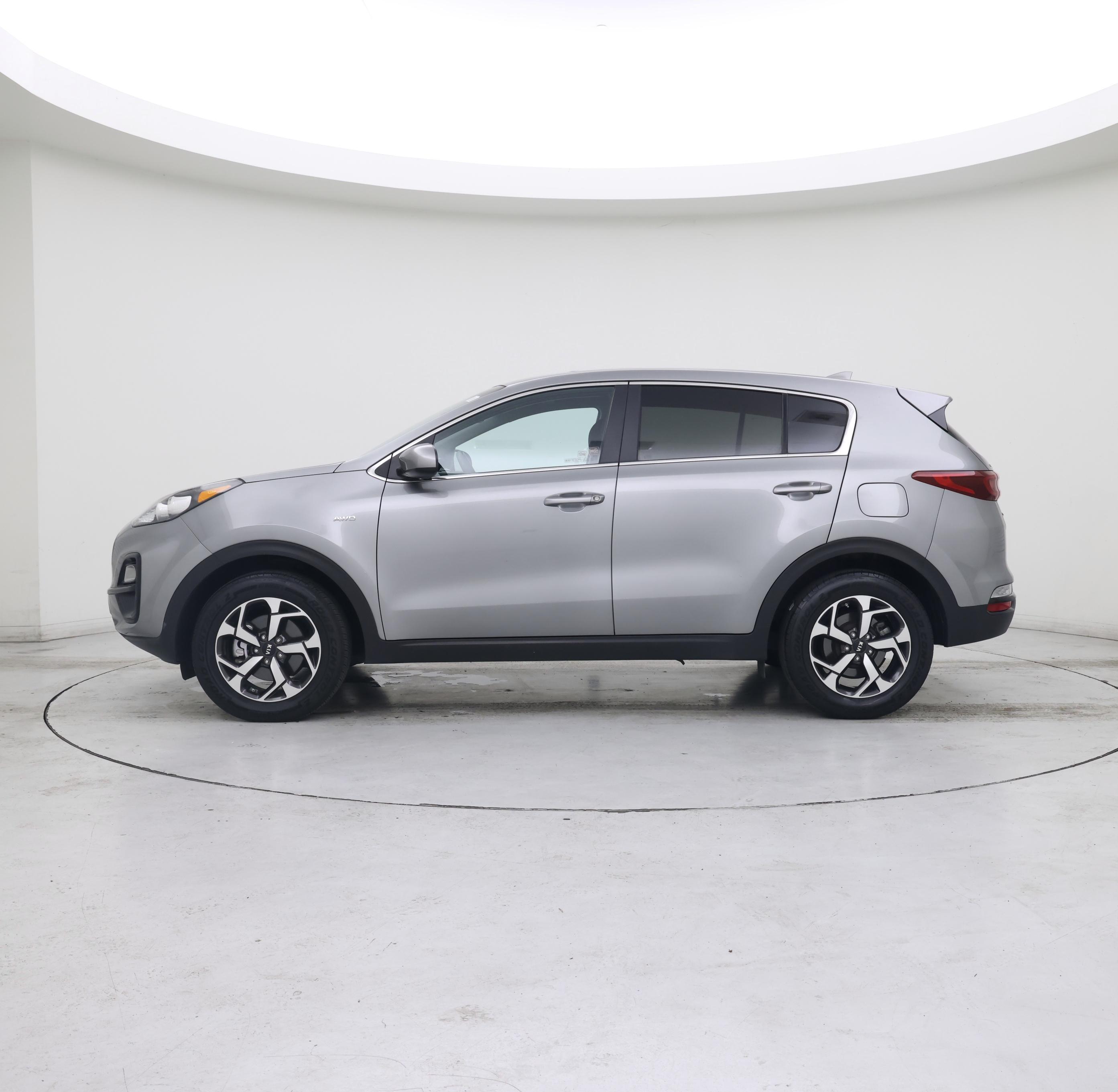 Thumbnail: 2020 Kia Sportage - 3