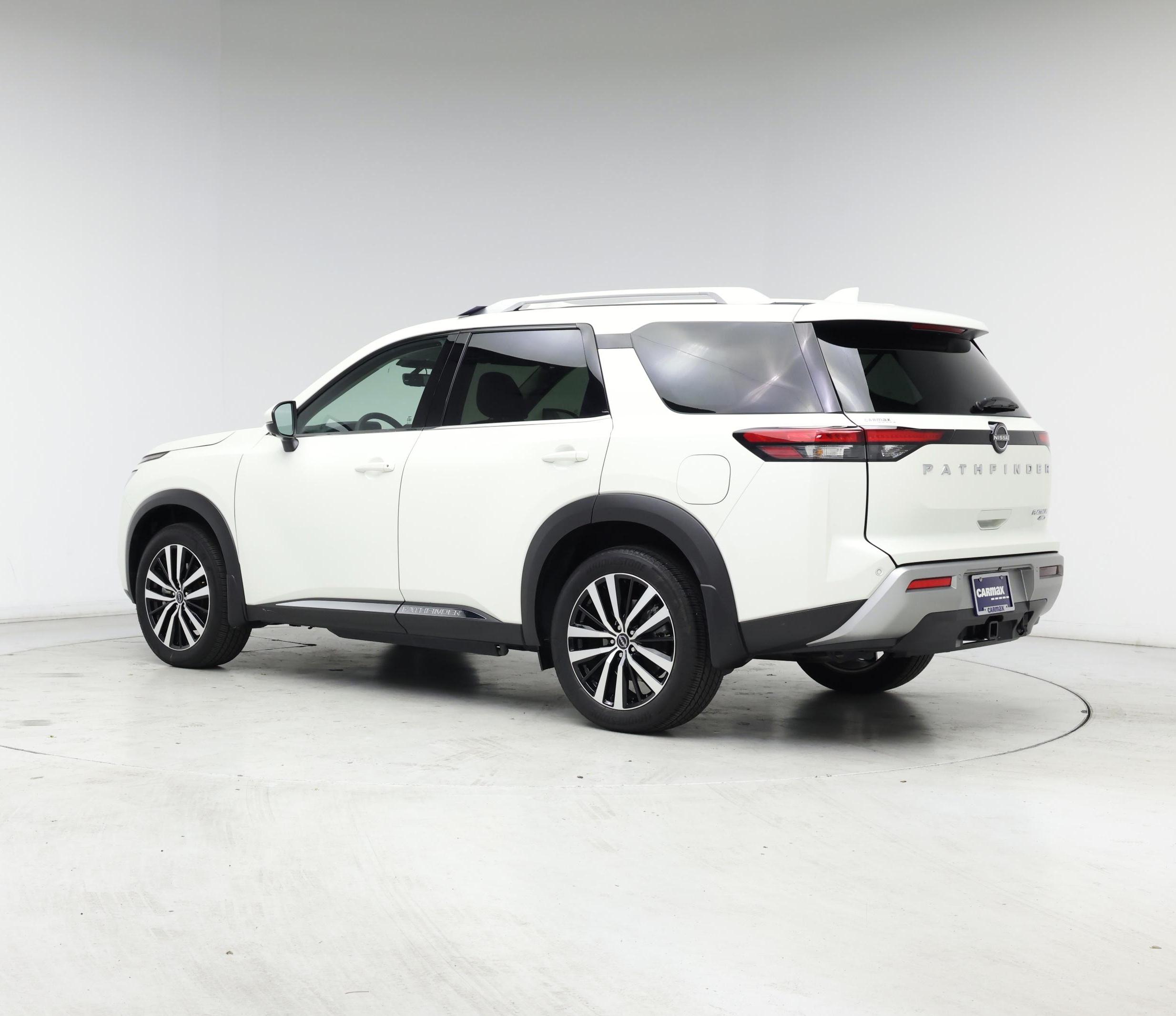 Thumbnail: 2023 Nissan Pathfinder - 2