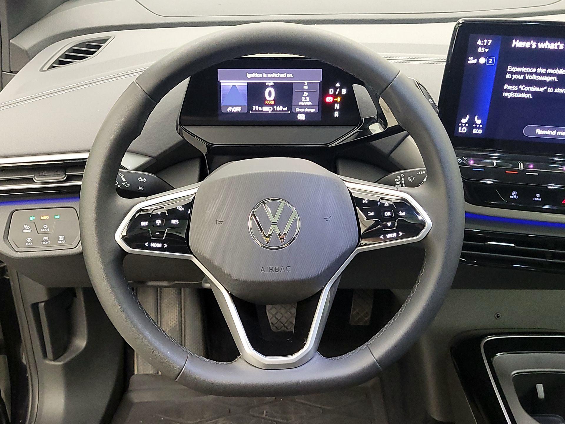 Thumbnail: 2023 Volkswagen ID.4 - 10