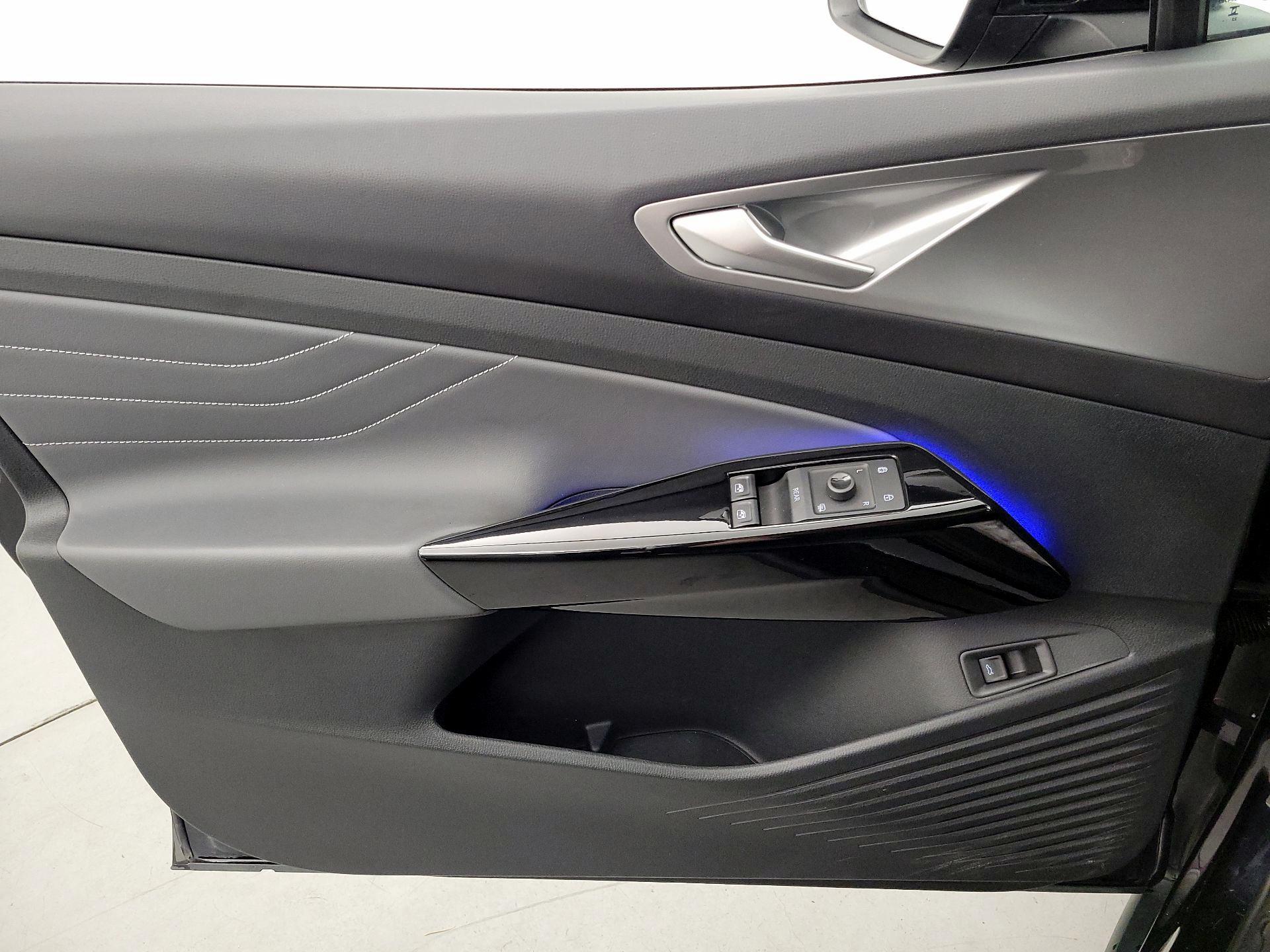 Thumbnail: 2023 Volkswagen ID.4 - 12