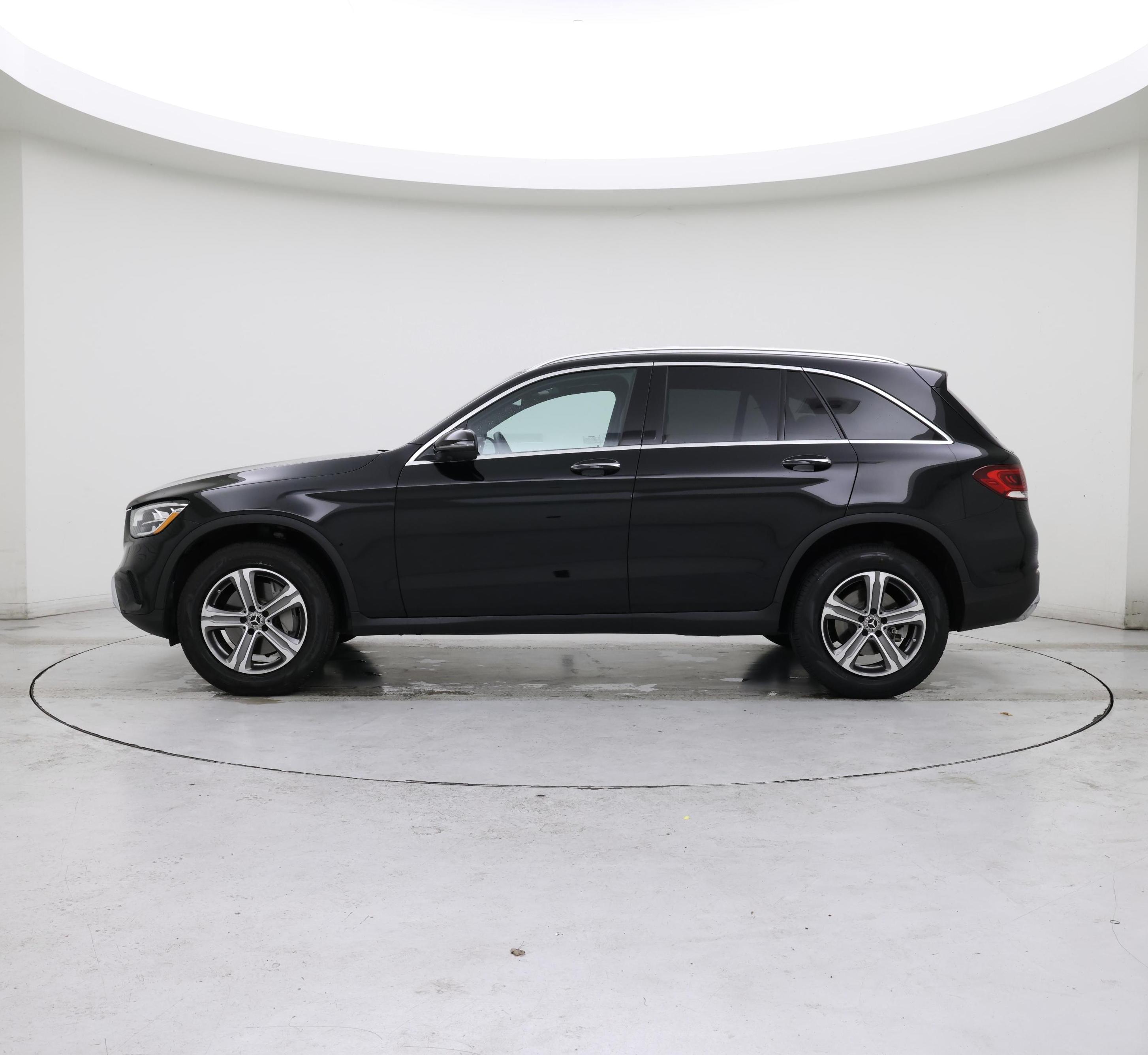 Thumbnail: 2022 Mercedes-Benz GLC - 3
