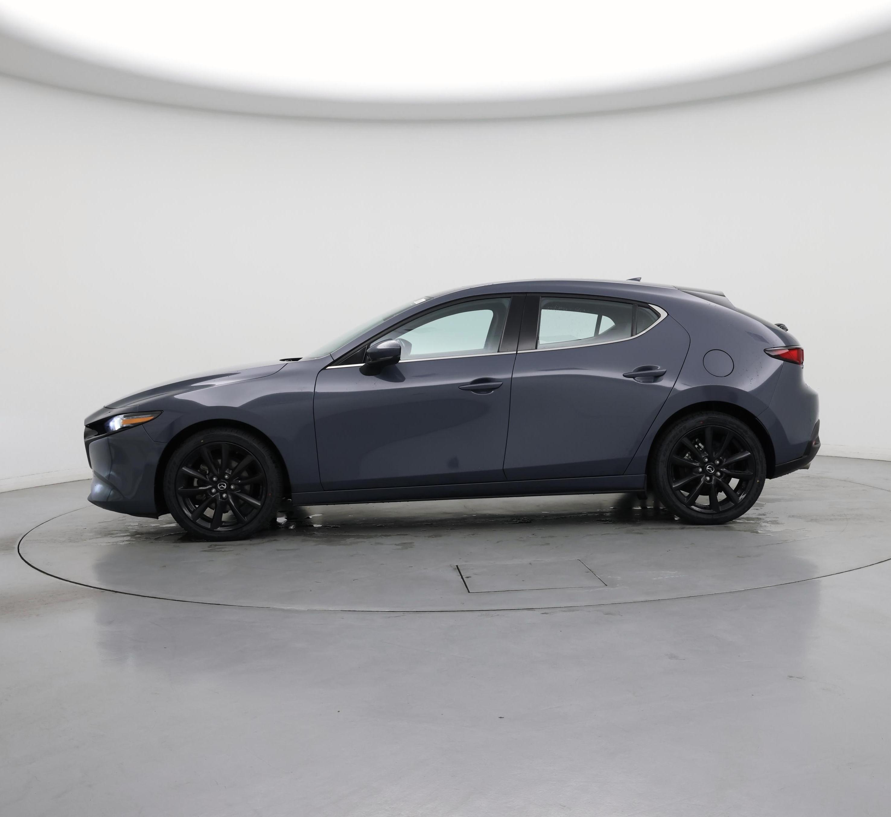 Thumbnail: 2022 Mazda Mazda3 - 3