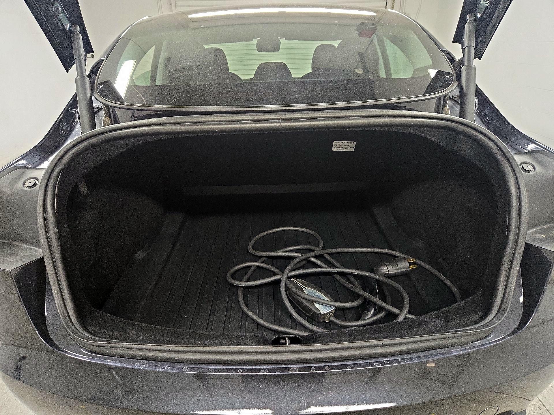 Thumbnail: 2024 Tesla Model 3 - 20