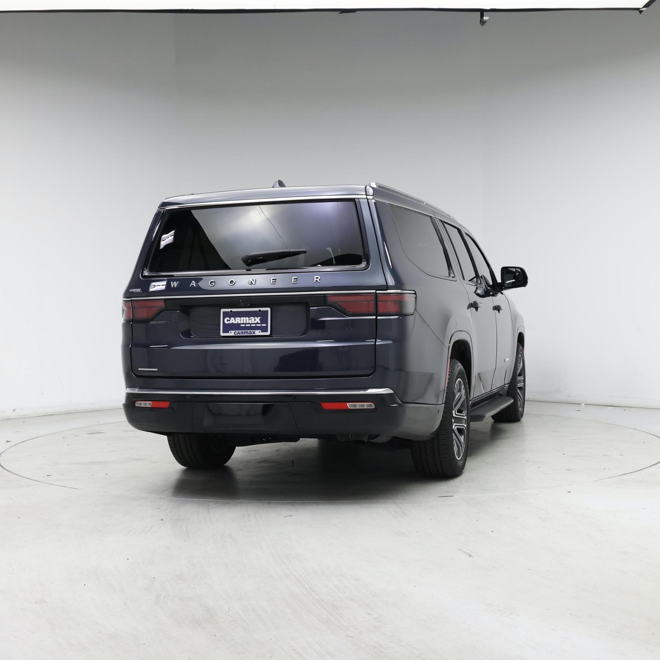 Thumbnail: 2023 Jeep Wagoneer - 8