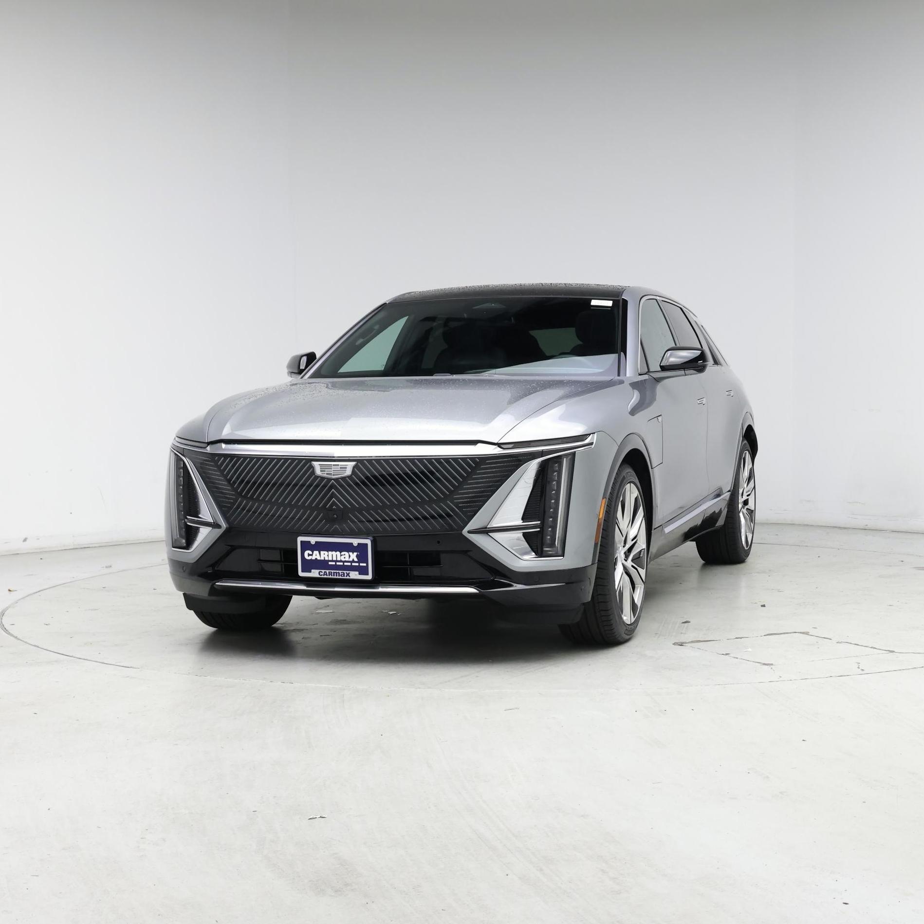 Thumbnail: 2024 Cadillac Lyriq - 4