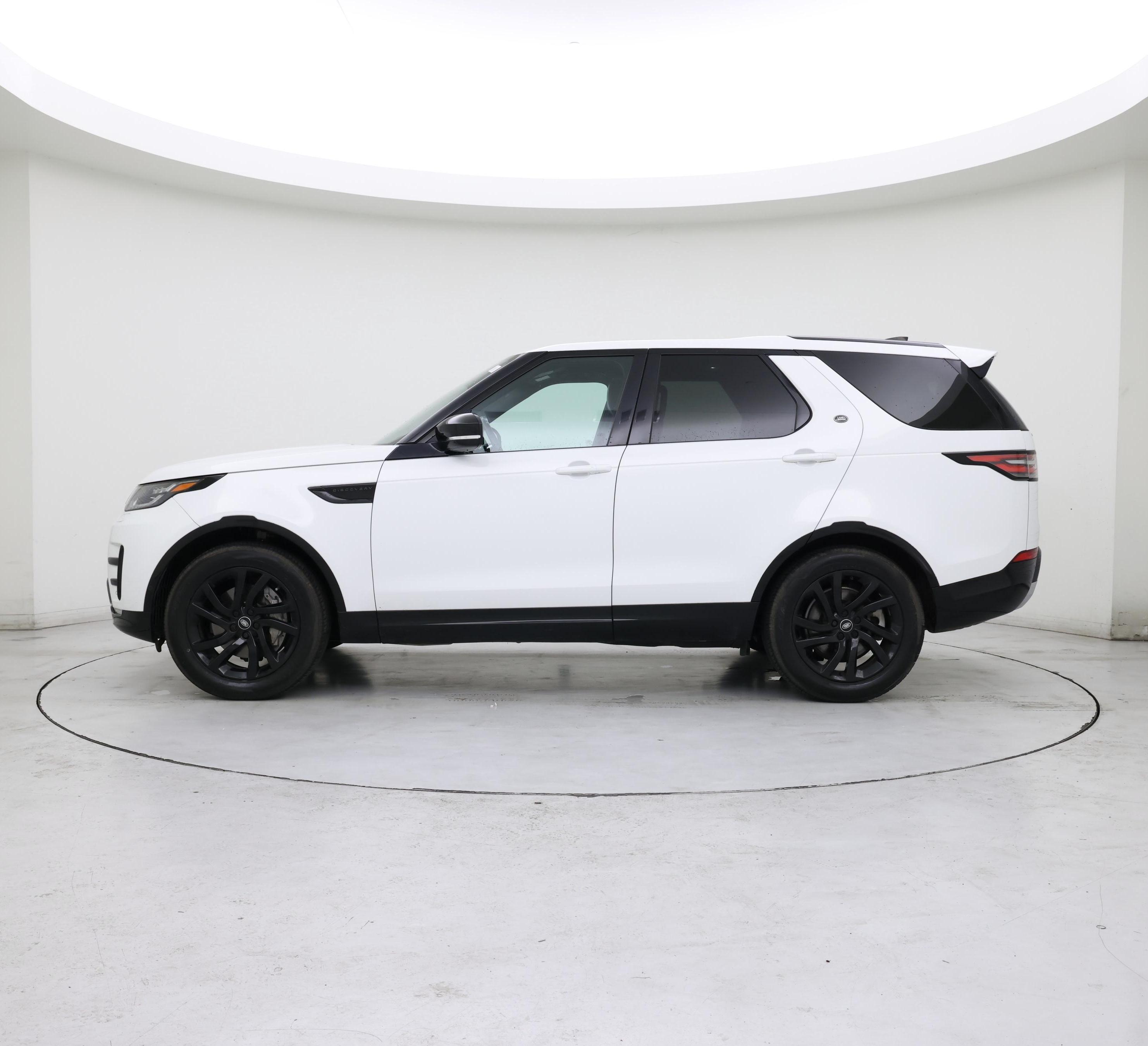 Thumbnail: 2020 Land Rover Discovery - 3