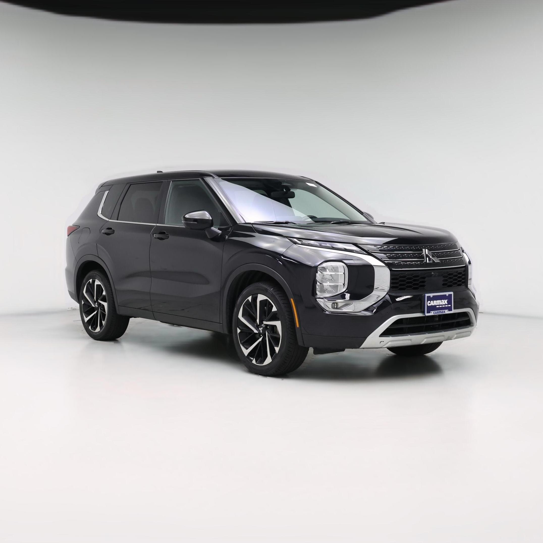 Thumbnail: 2024 Mitsubishi Outlander - 1