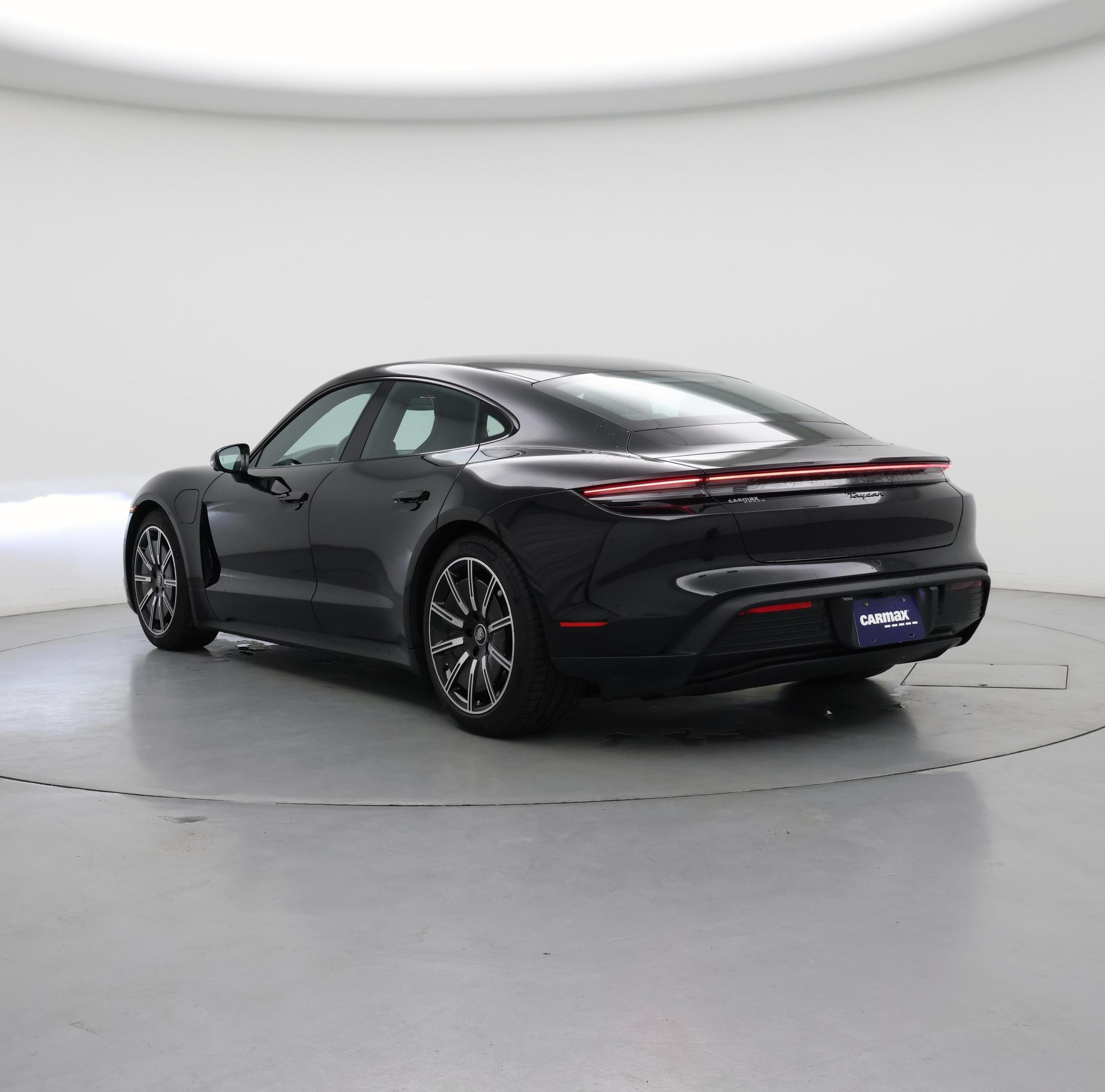 Thumbnail: 2022 Porsche Taycan - 2