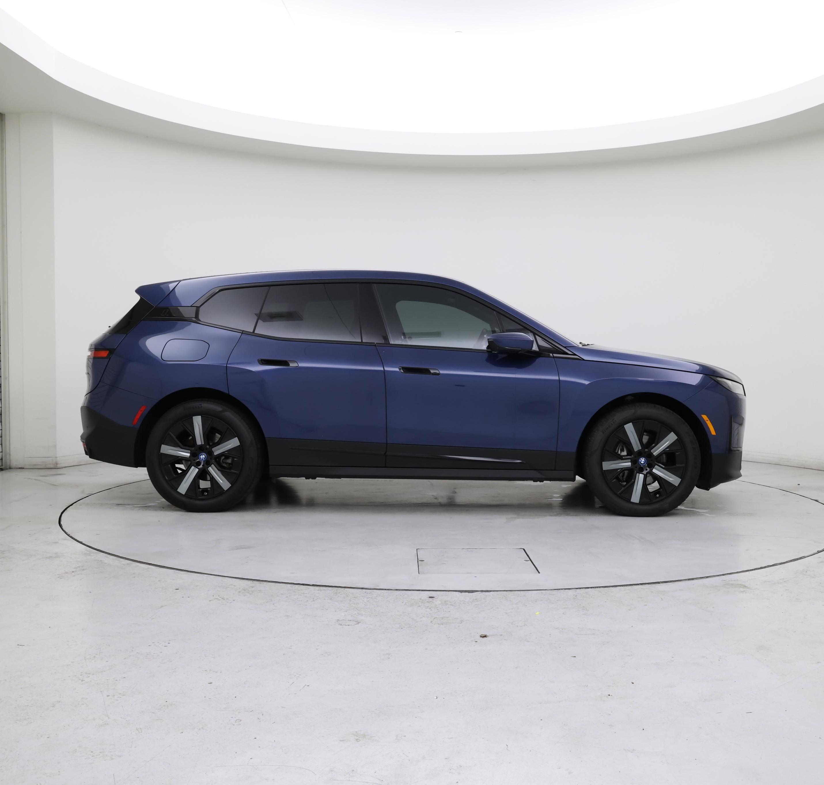 Thumbnail: 2024 BMW iX - 7