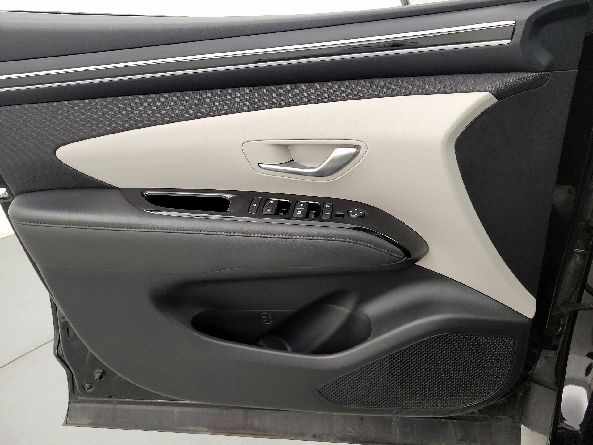 Thumbnail: 2023 Hyundai Tucson - 12