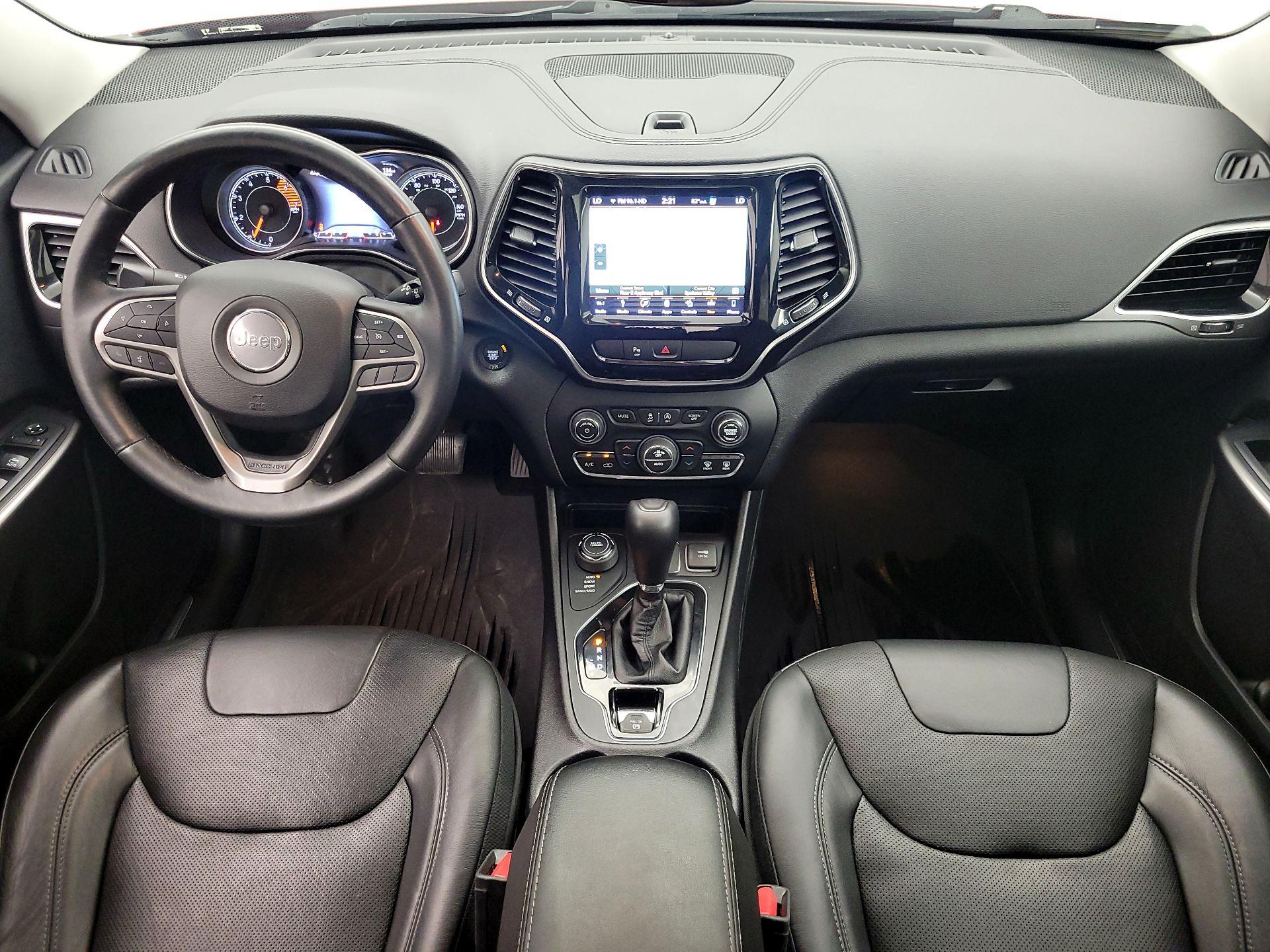 Thumbnail: 2019 Jeep Cherokee - 9