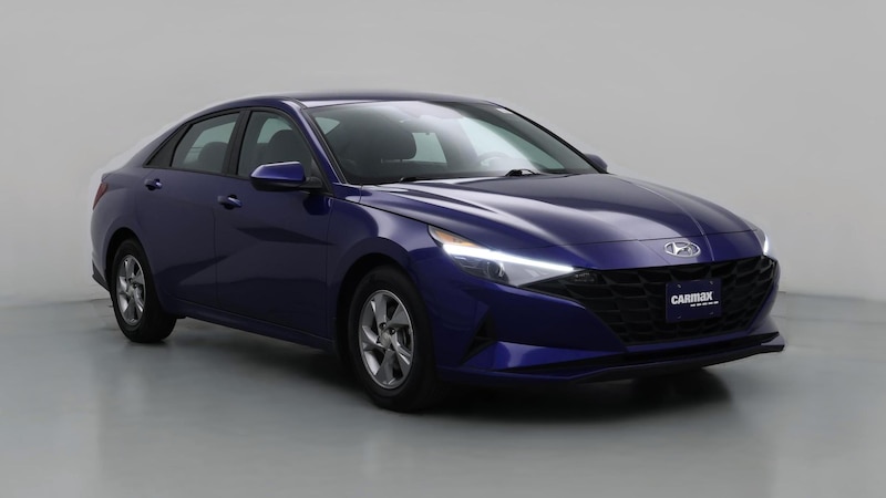 2021 Hyundai Elantra SE Hero Image