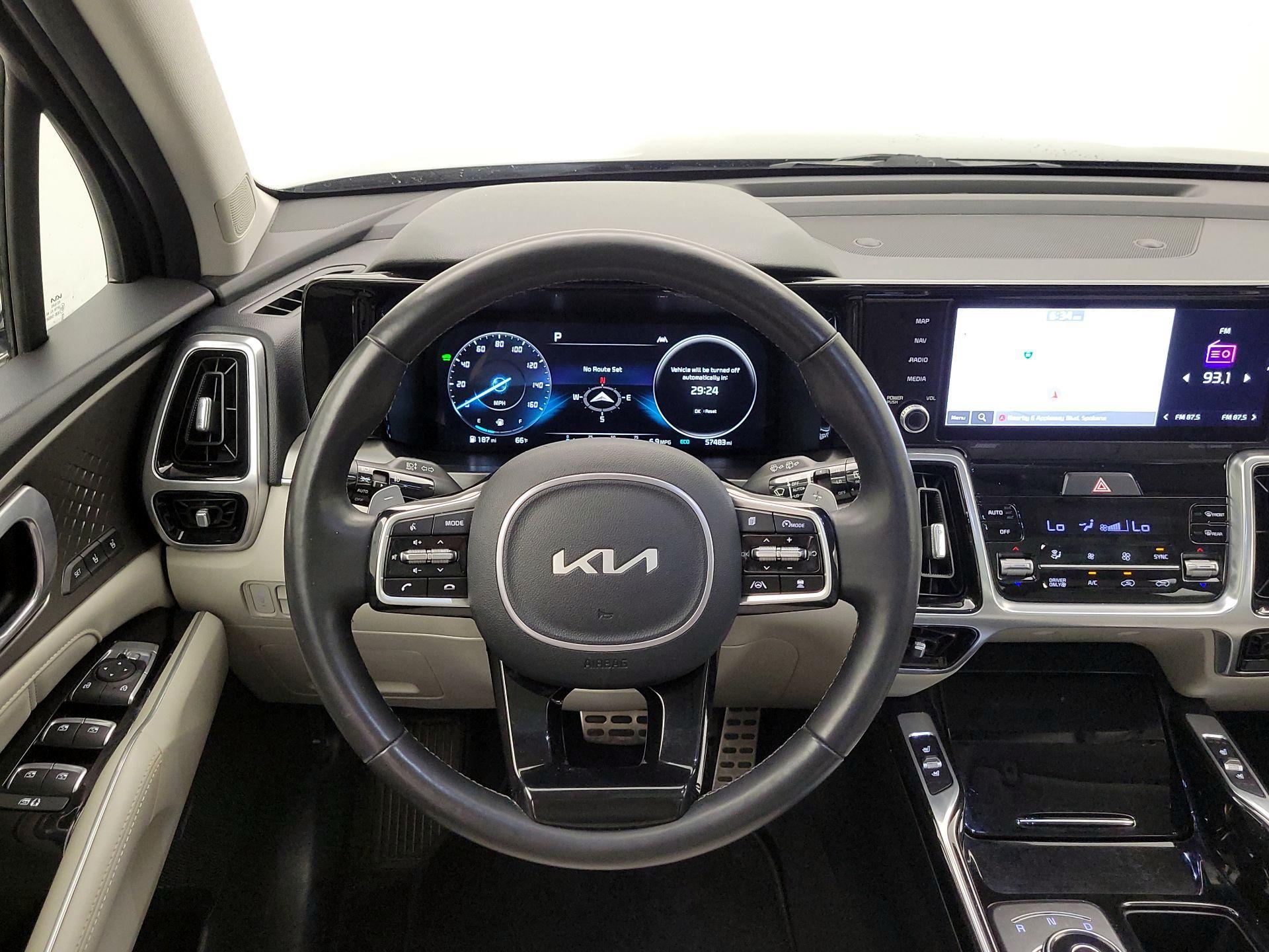 Thumbnail: 2023 Kia Sorento - 10