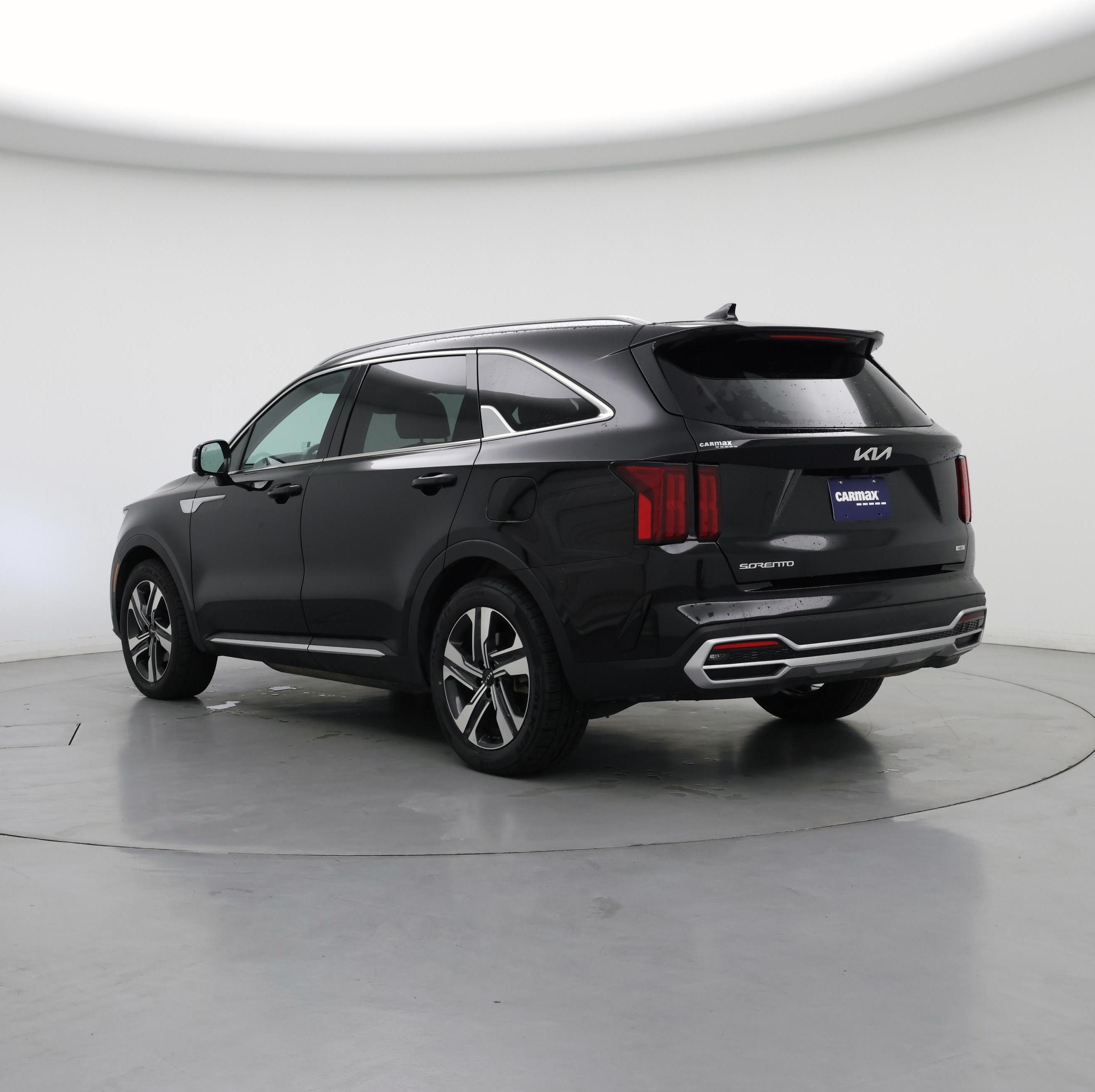 Thumbnail: 2023 Kia Sorento - 2