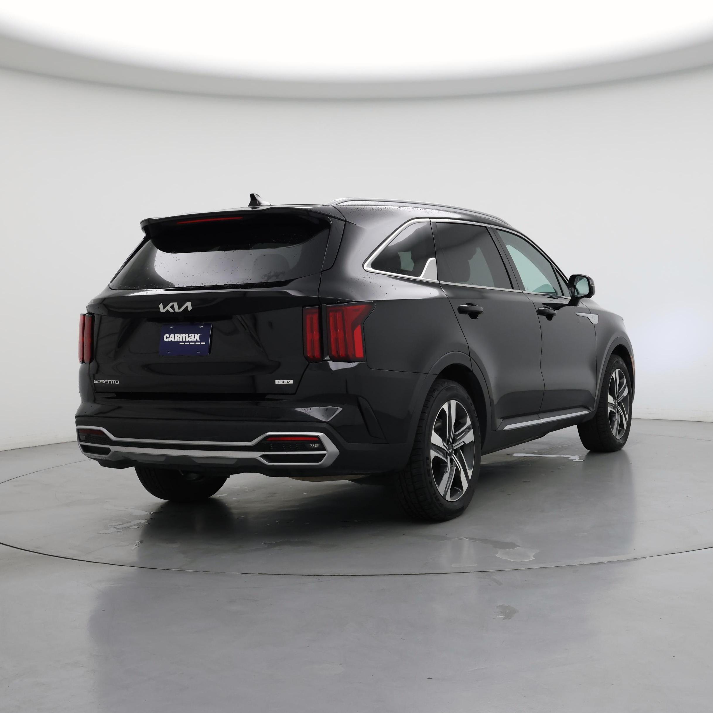 Thumbnail: 2023 Kia Sorento - 8