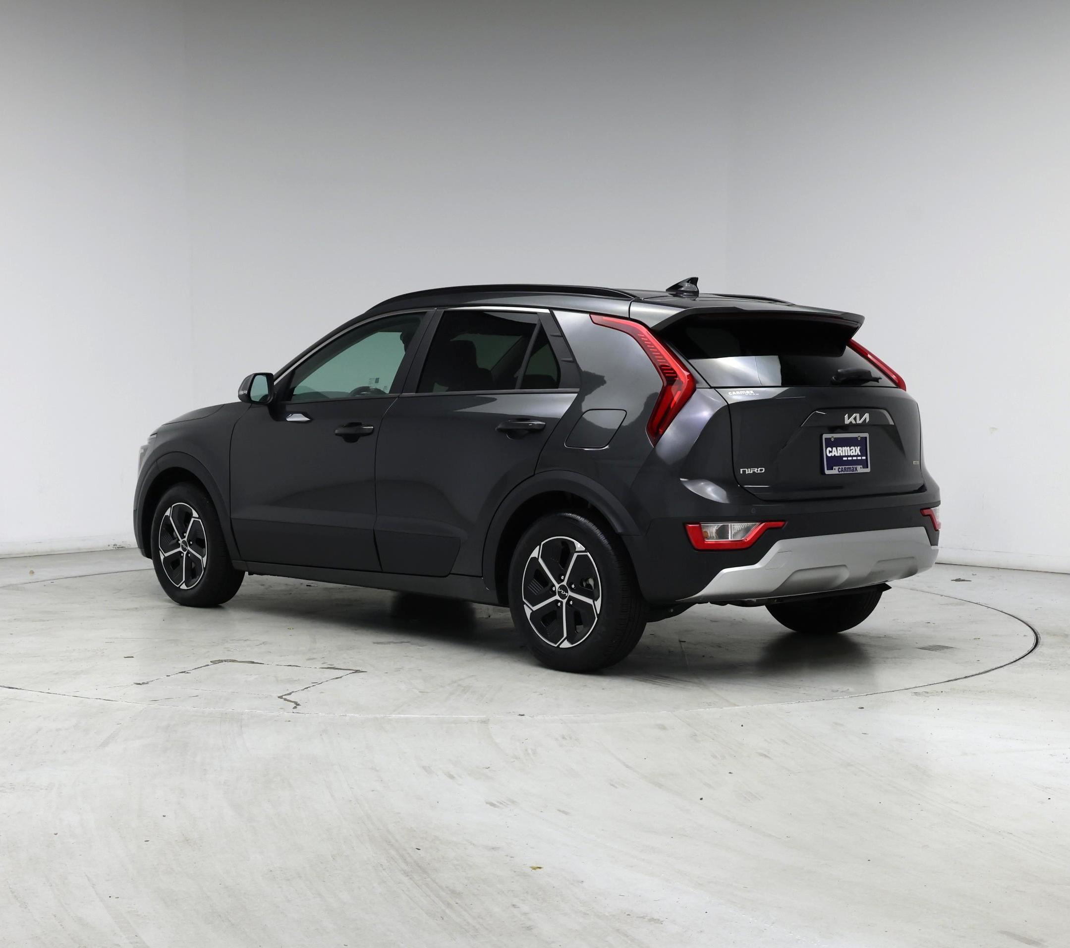 Thumbnail: 2023 Kia Niro - 2
