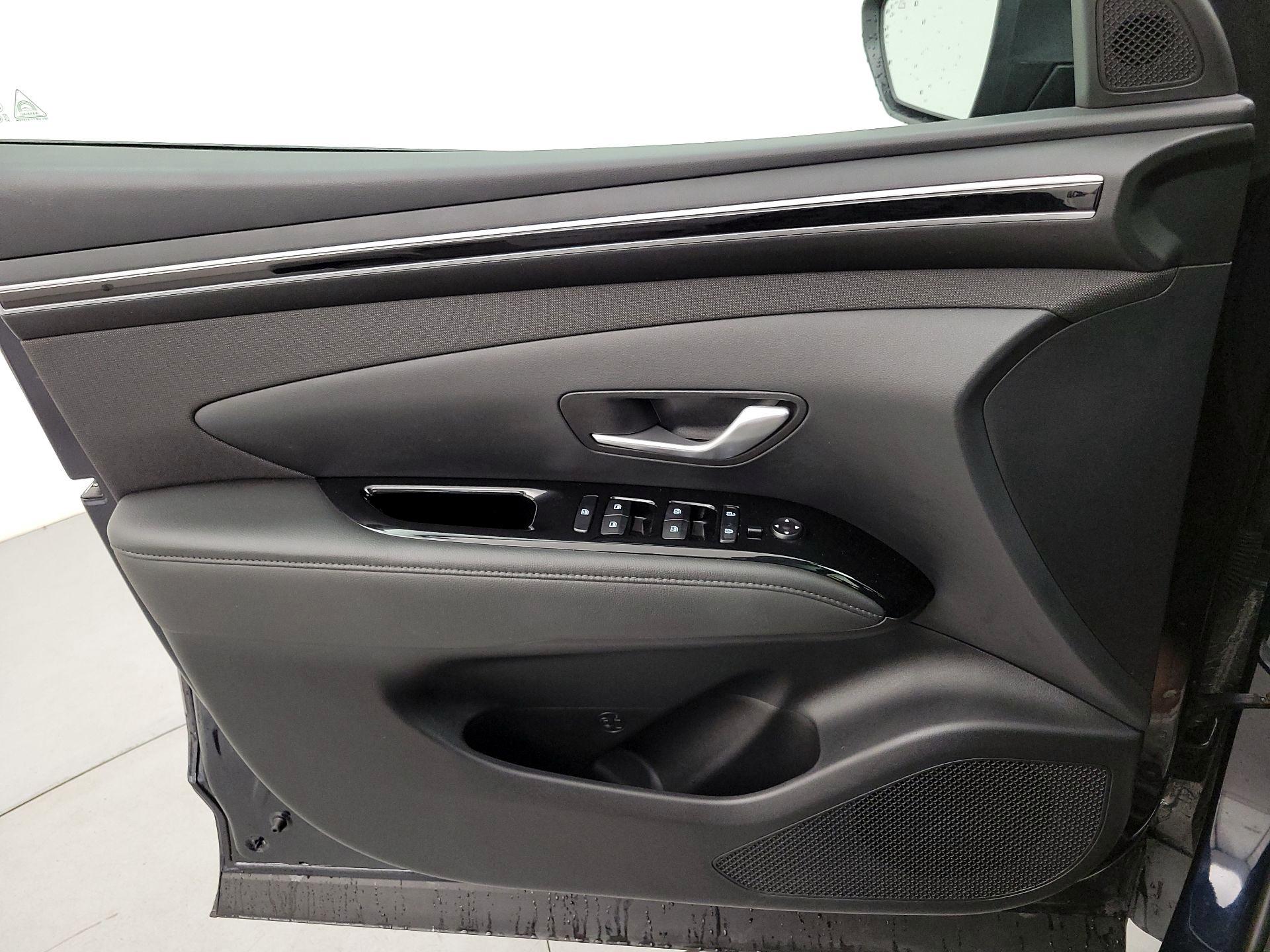 Thumbnail: 2022 Hyundai Tucson - 12