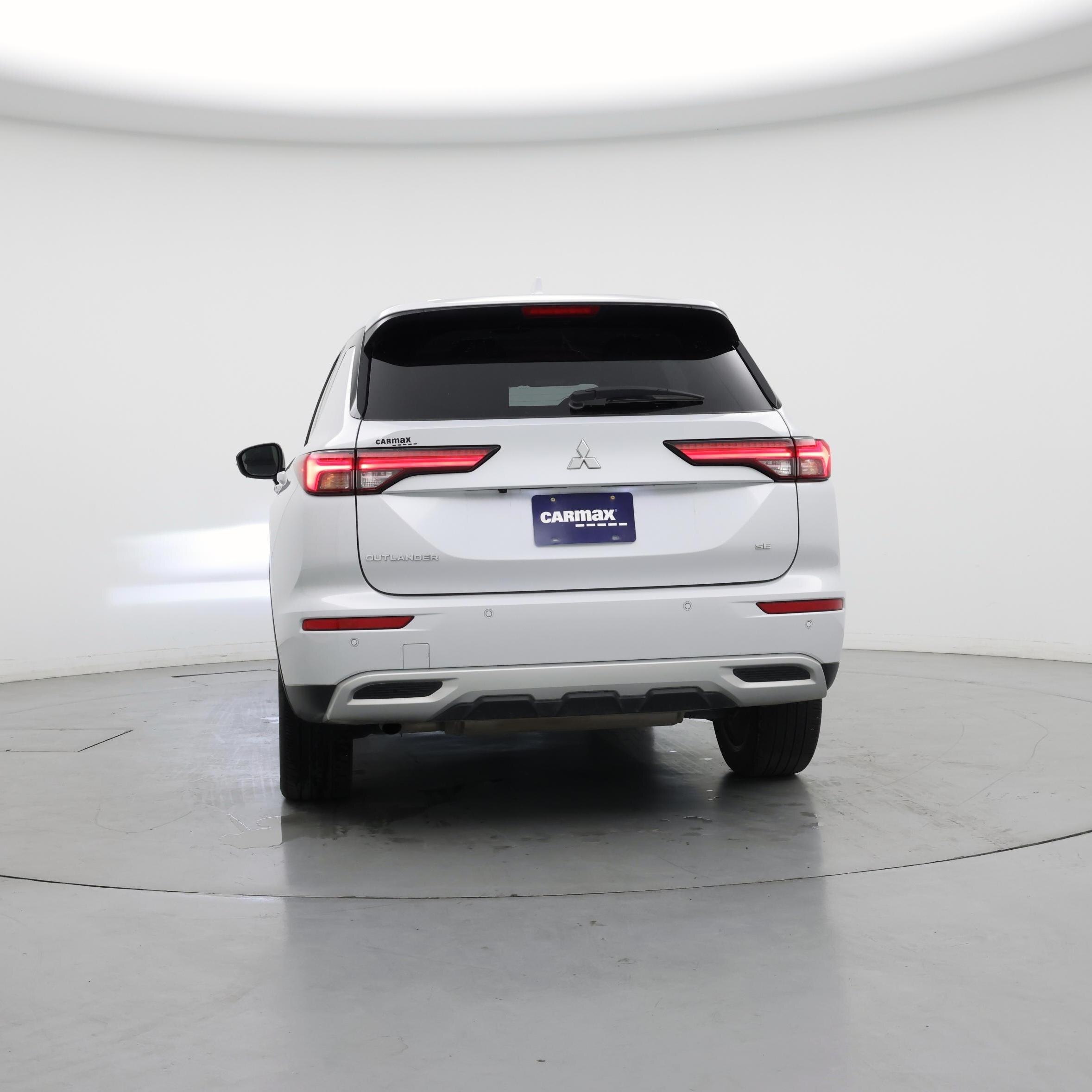 Thumbnail: 2024 Mitsubishi Outlander - 6