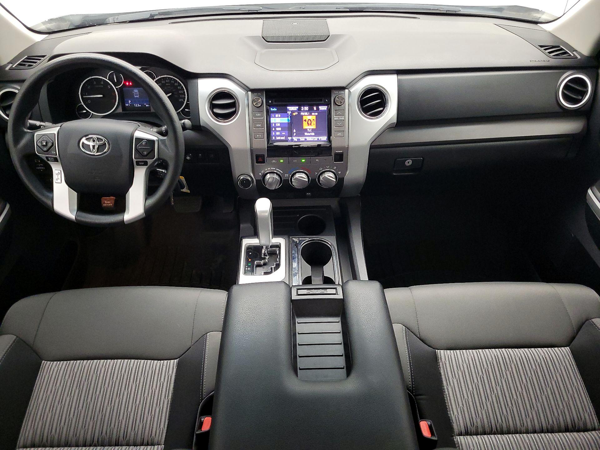 Thumbnail: 2015 Toyota Tundra - 9