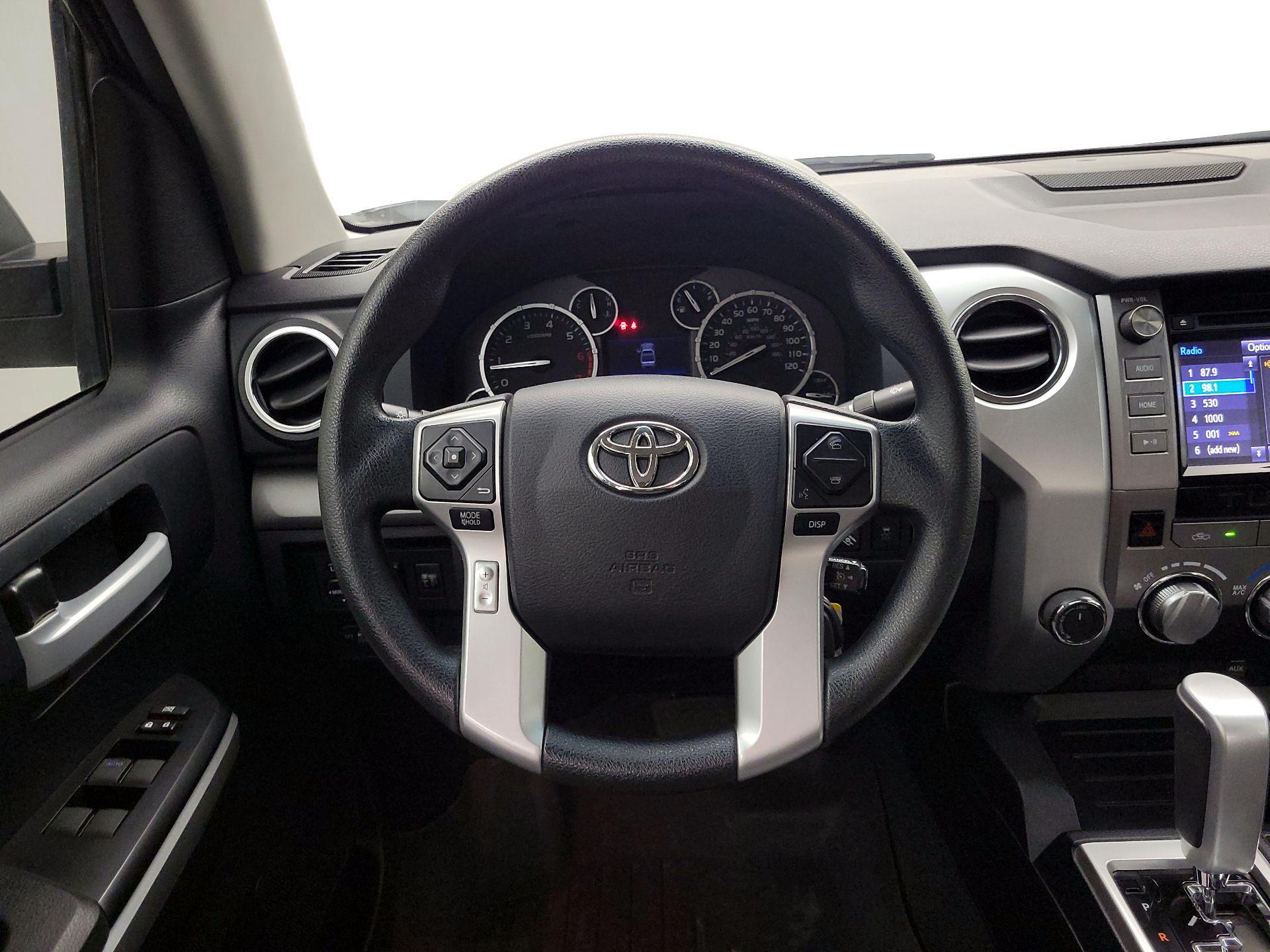 Thumbnail: 2015 Toyota Tundra - 10