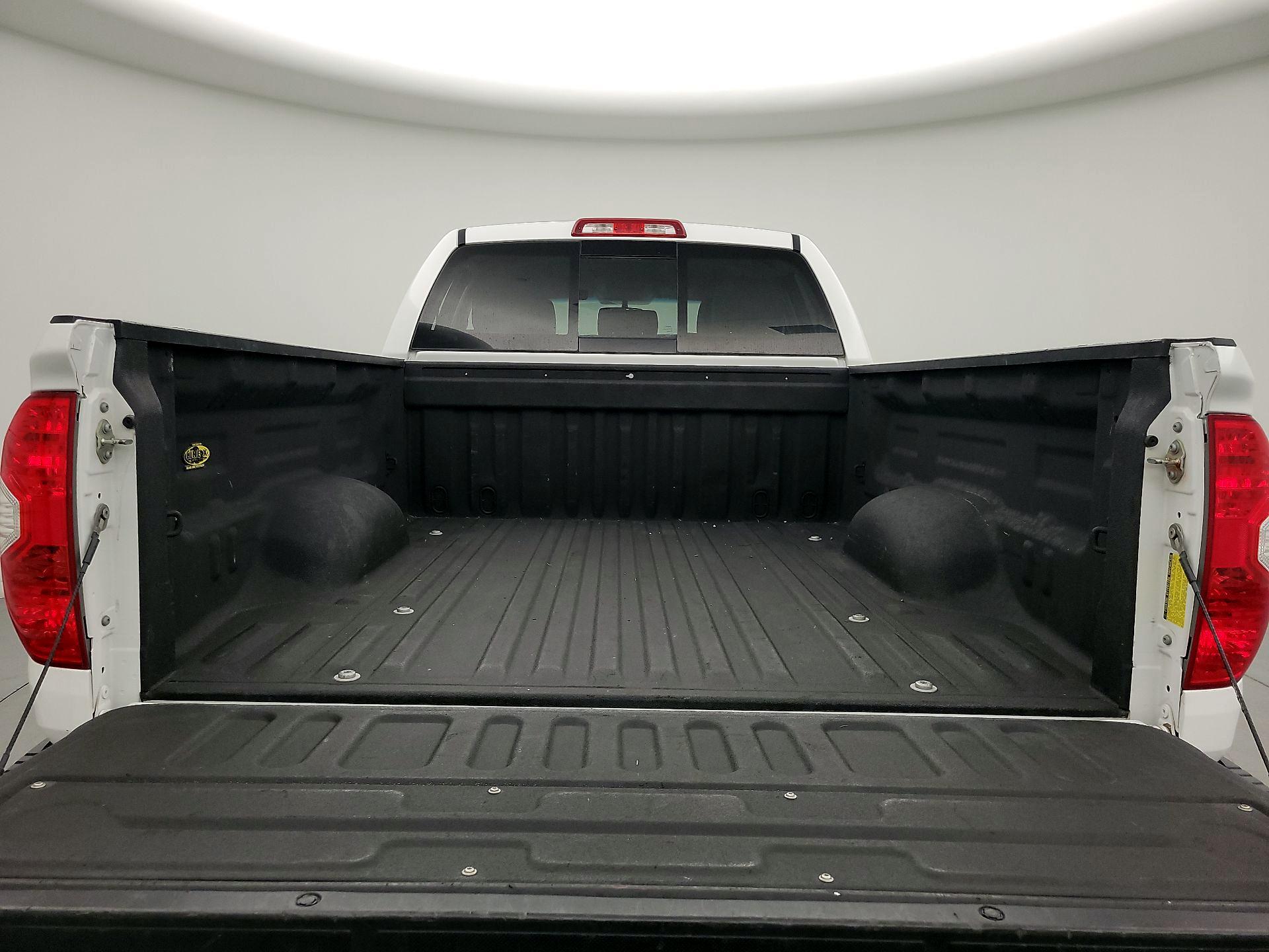 Thumbnail: 2015 Toyota Tundra - 20