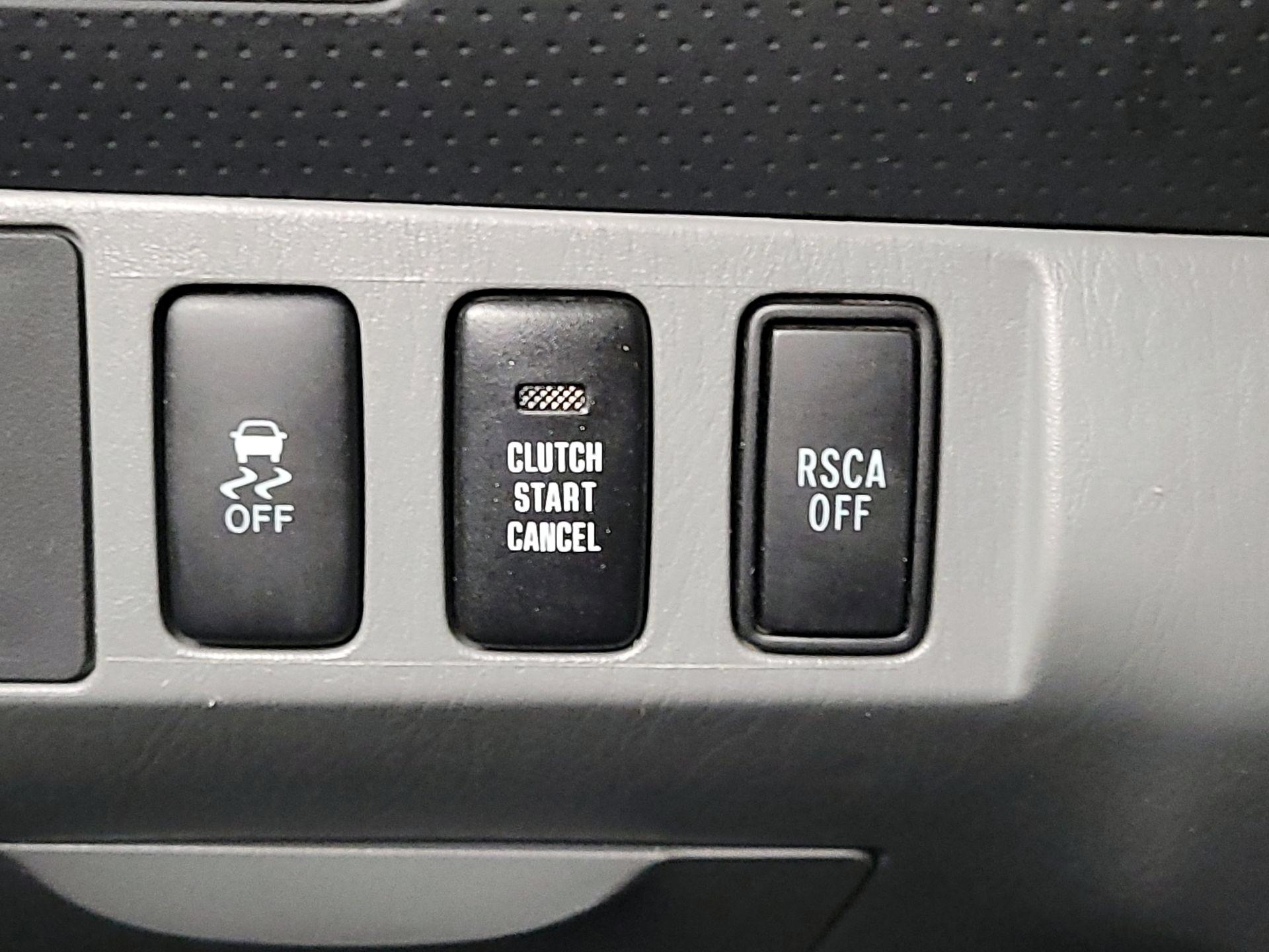 Thumbnail: 2015 Toyota Tacoma - 13