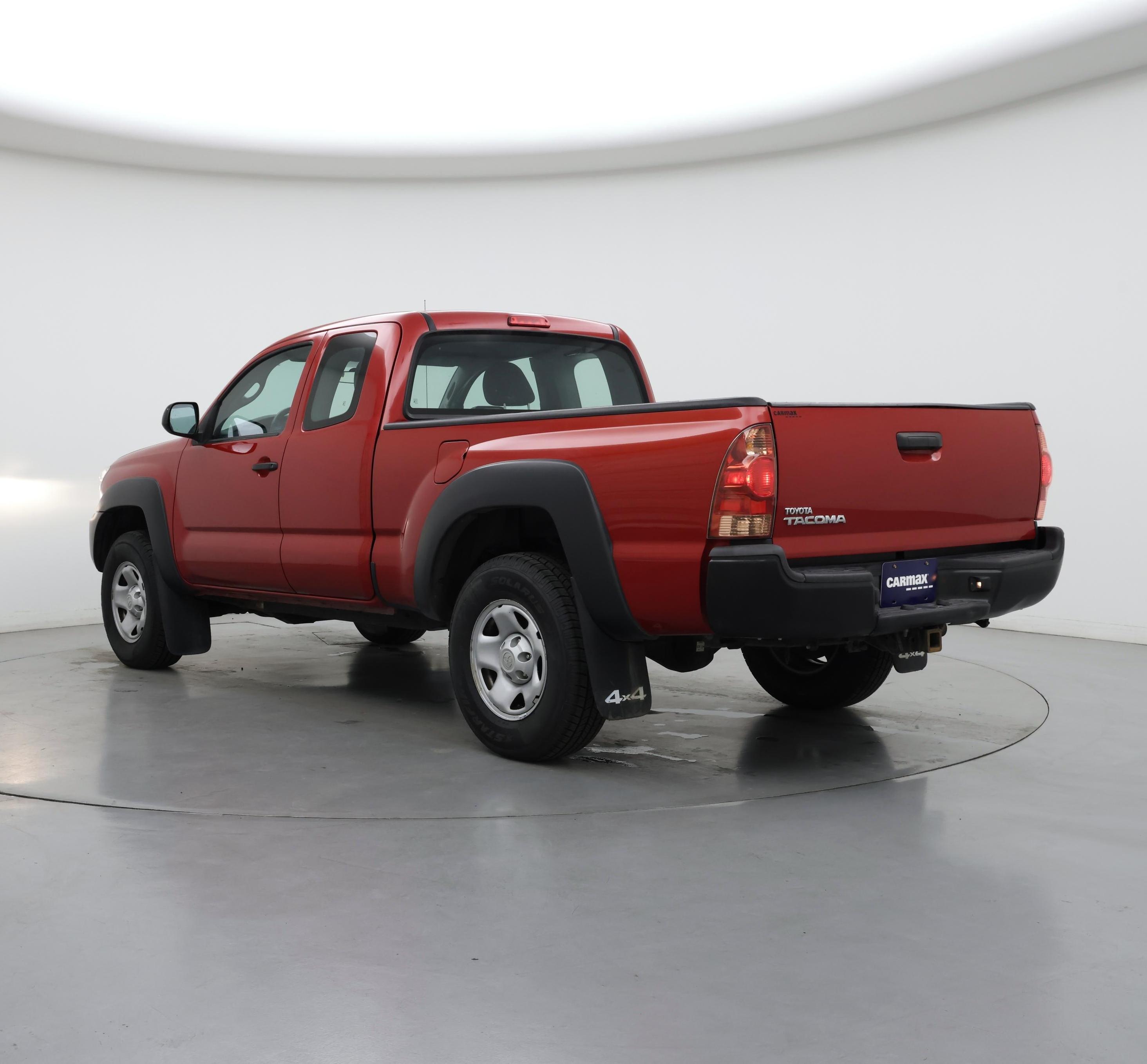 Thumbnail: 2015 Toyota Tacoma - 2