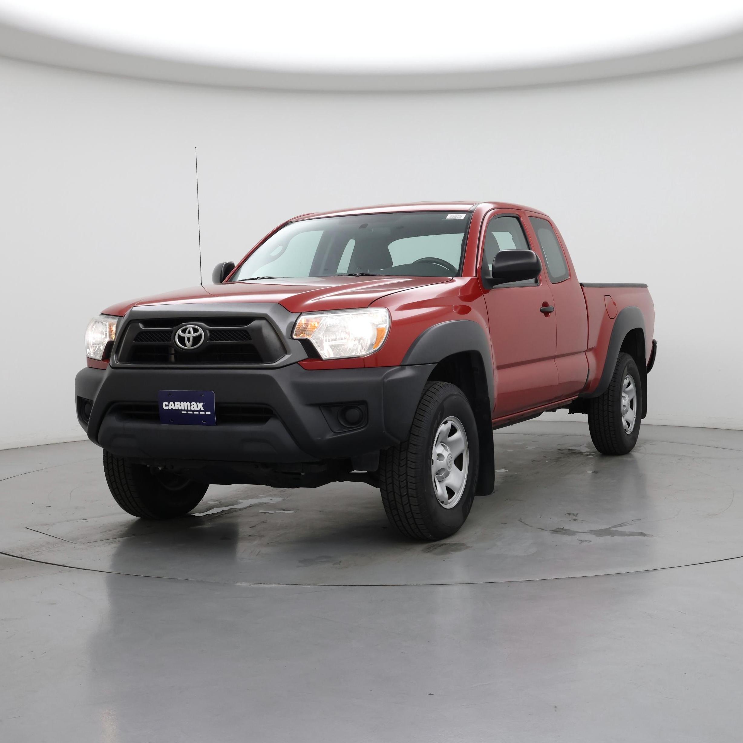 Thumbnail: 2015 Toyota Tacoma - 4