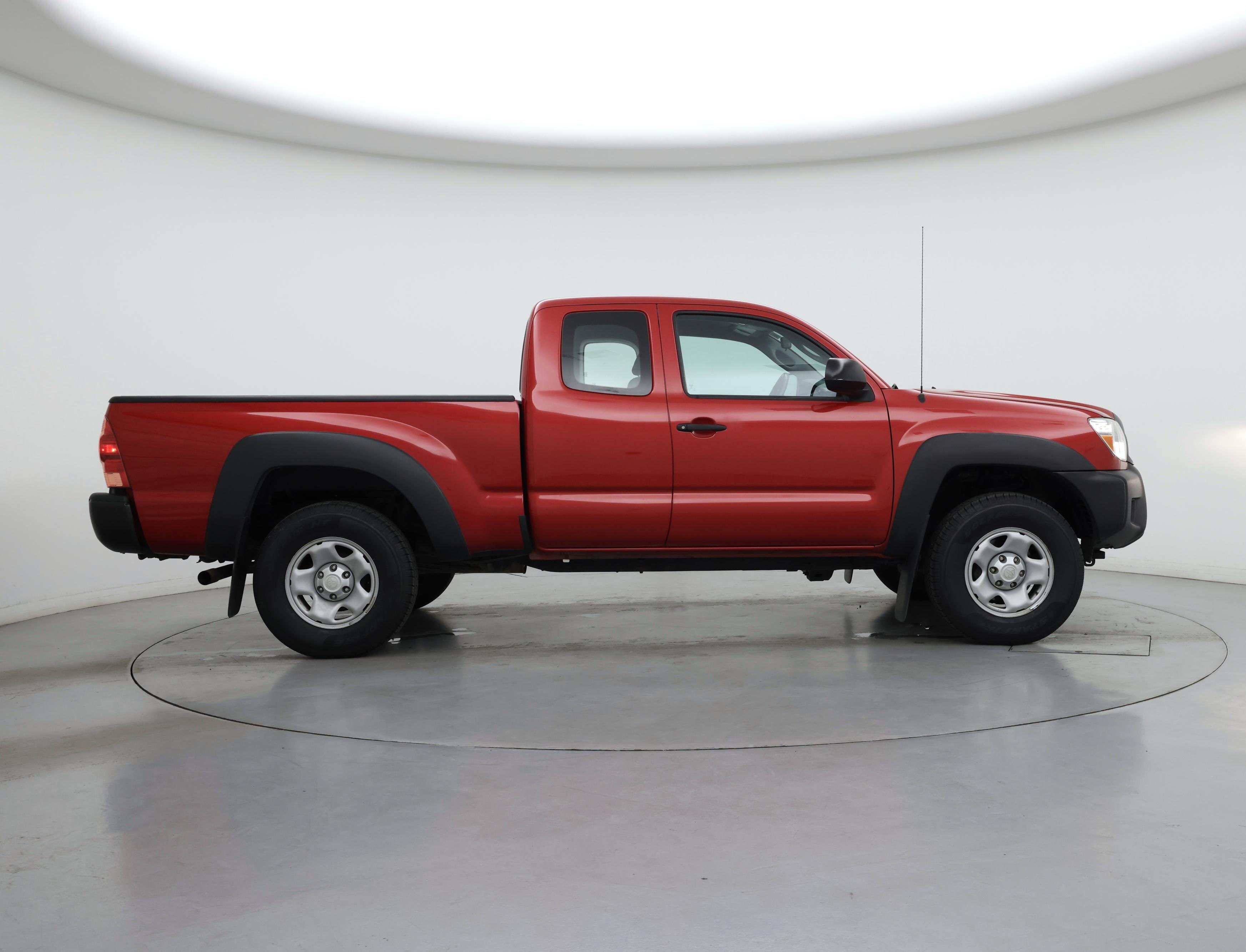 Thumbnail: 2015 Toyota Tacoma - 7