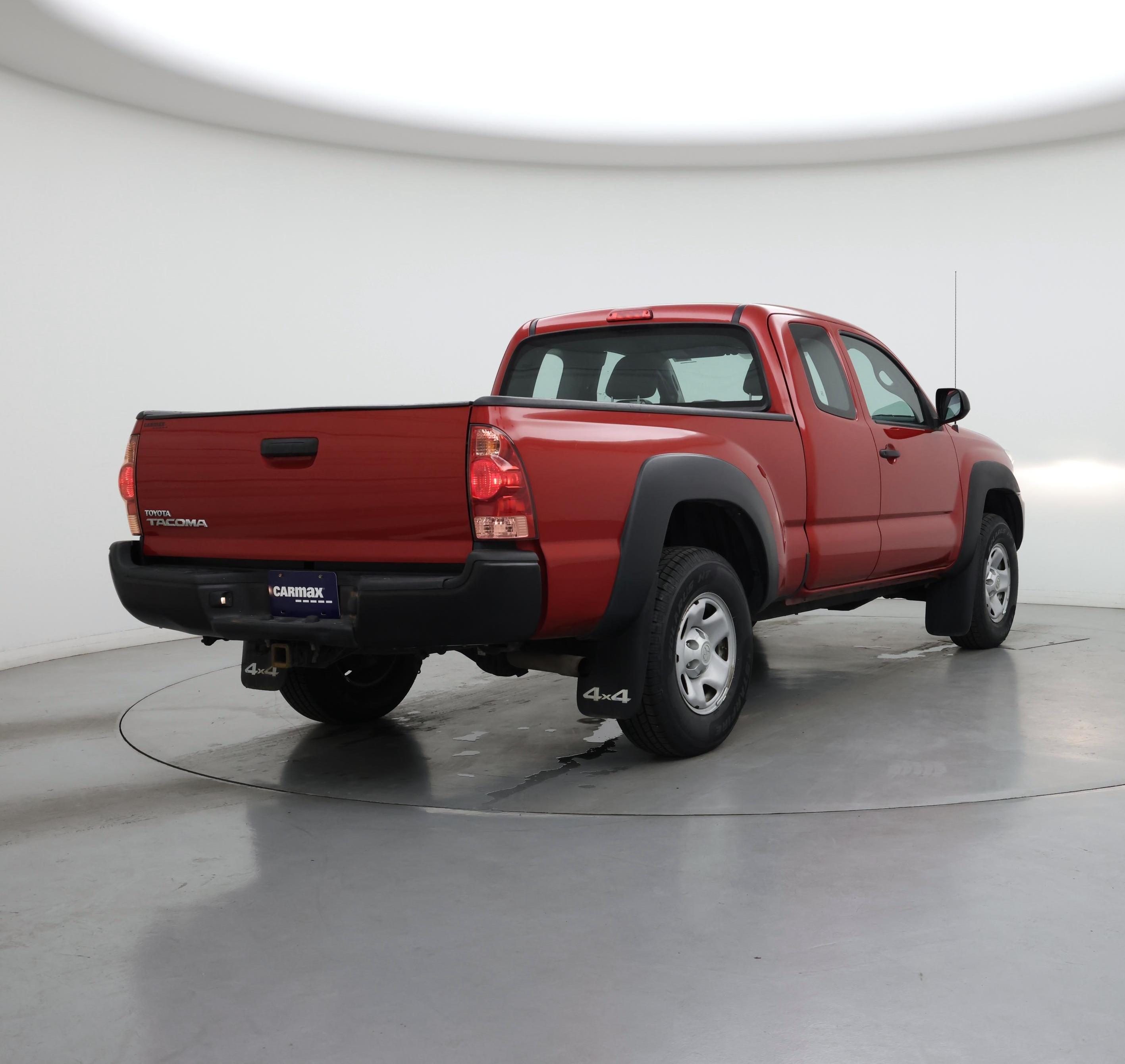 Thumbnail: 2015 Toyota Tacoma - 8