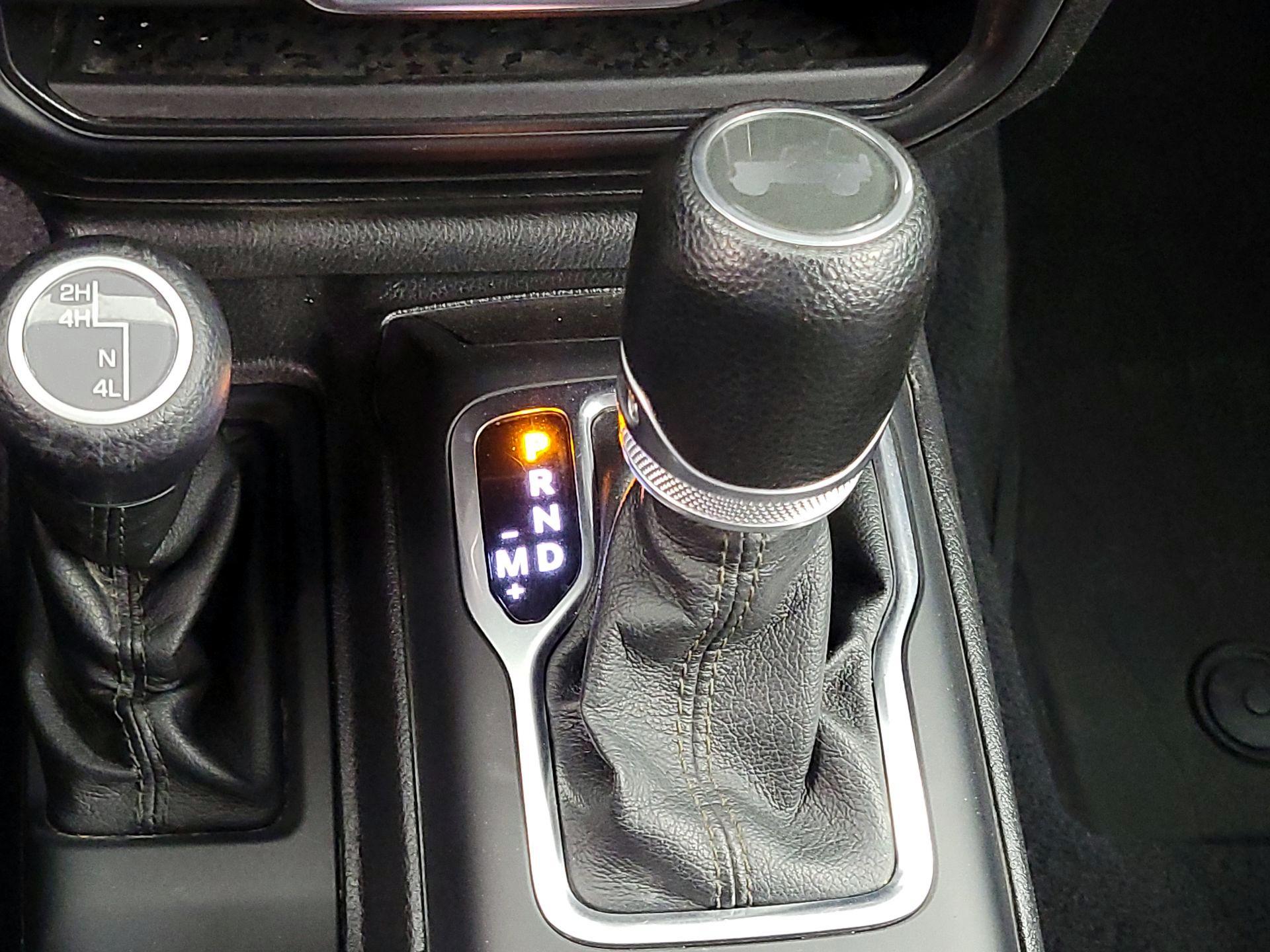 Thumbnail: 2020 Jeep Wrangler - 17
