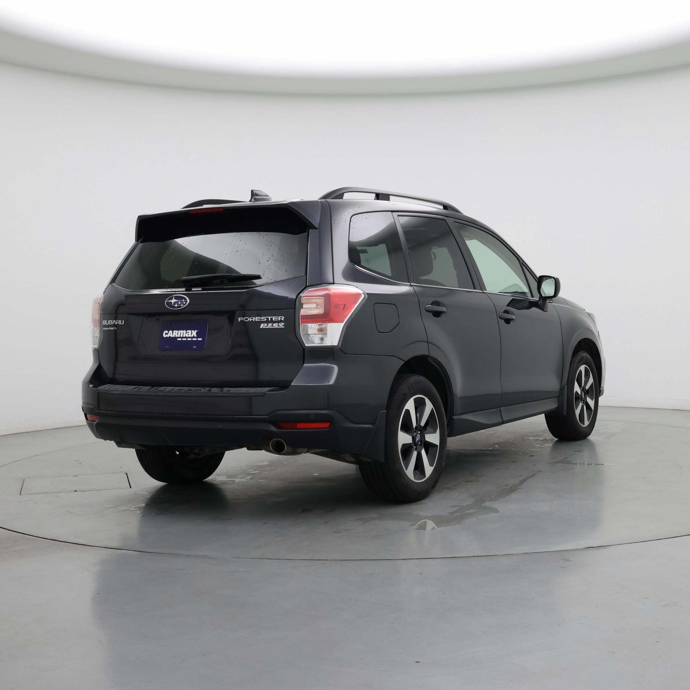 Thumbnail: 2017 Subaru Forester - 8