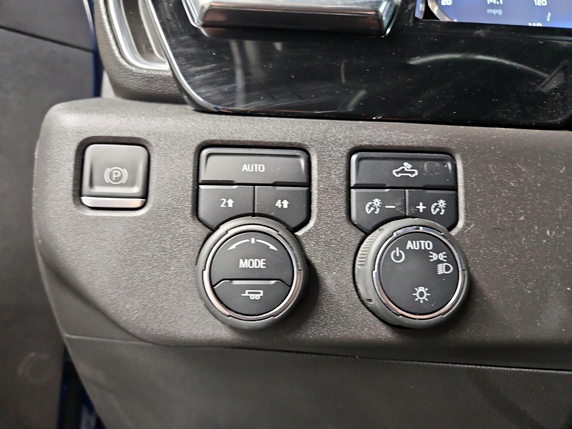Thumbnail: 2023 Chevrolet Silverado 1500 - 13