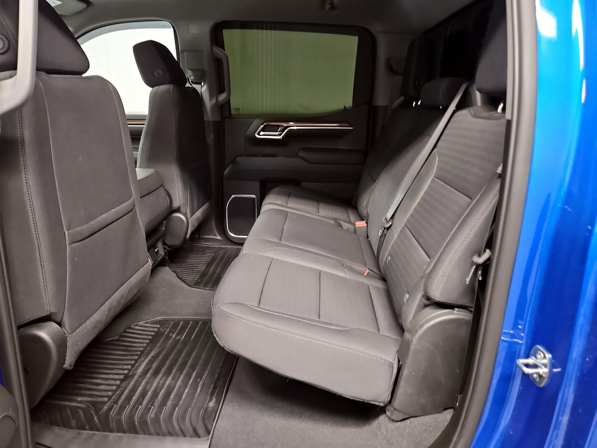 Thumbnail: 2023 Chevrolet Silverado 1500 - 20